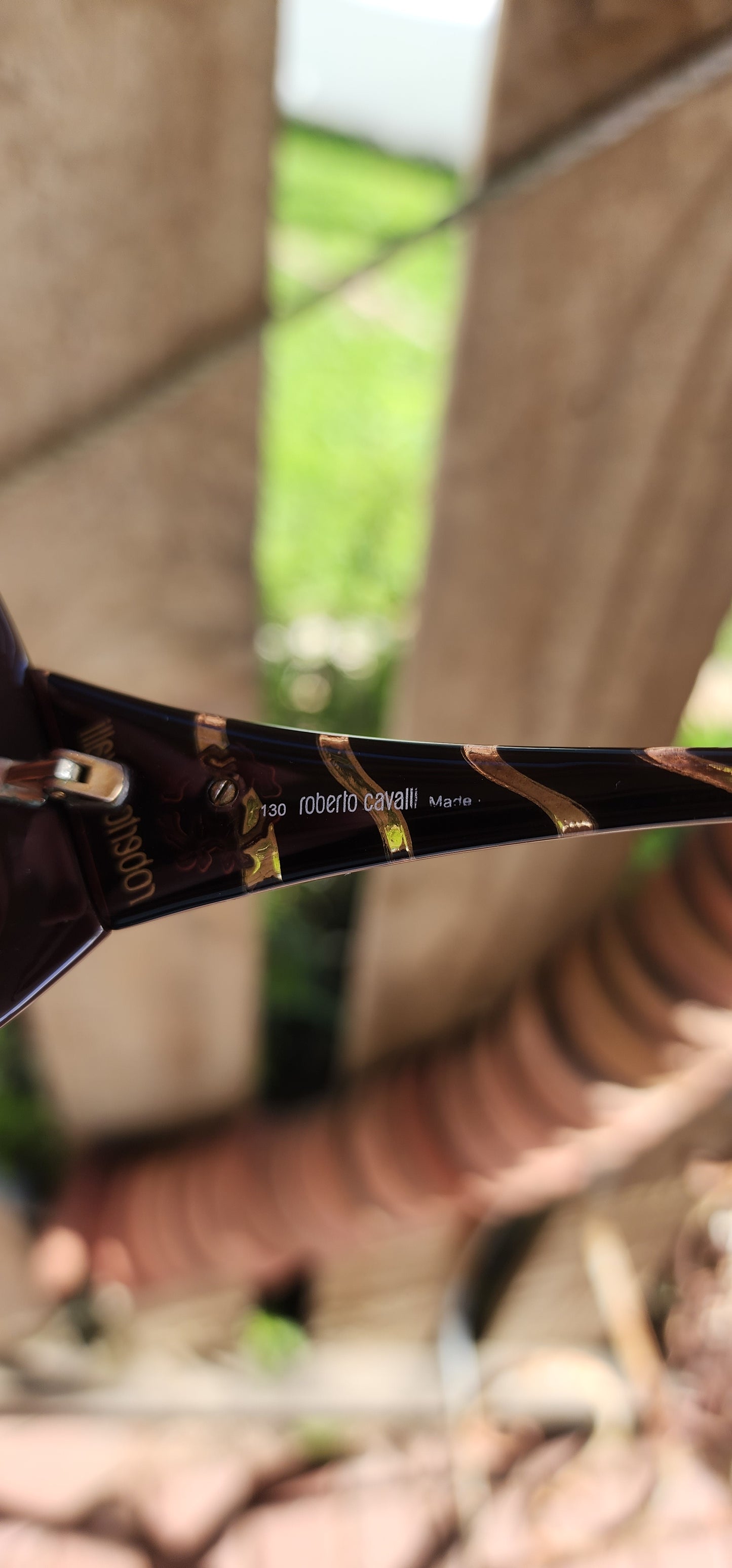 Oversized pair of ladies Designer Sunglasses by Roberto Cavalli,Made in Italy.These beauties are 100% Authentic.