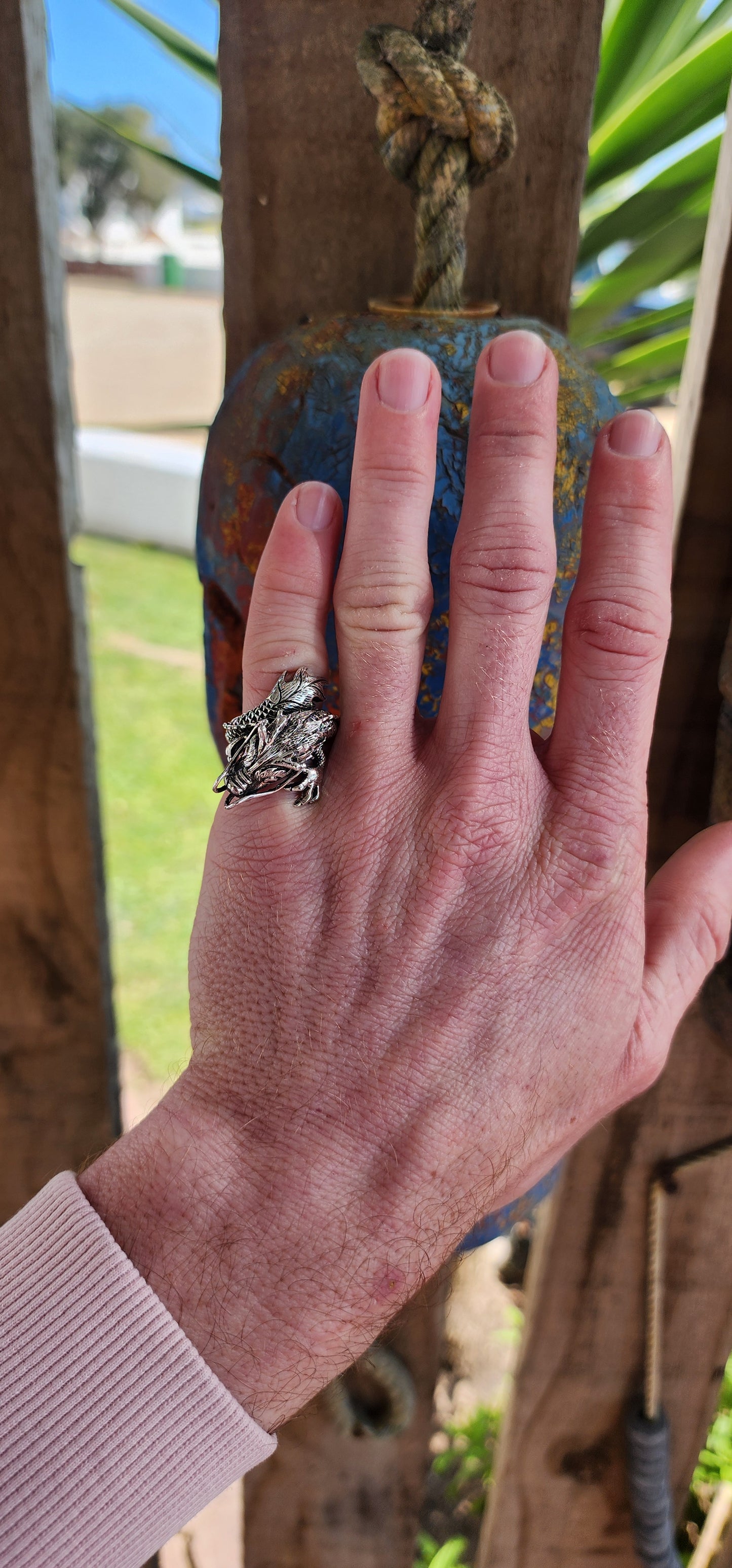 This chunky statement Sterling Silver Red Eye Dragon Novelty Ring draws inspiration from Oriental and Gothic styles, making it a truly eye-catching beauty.
