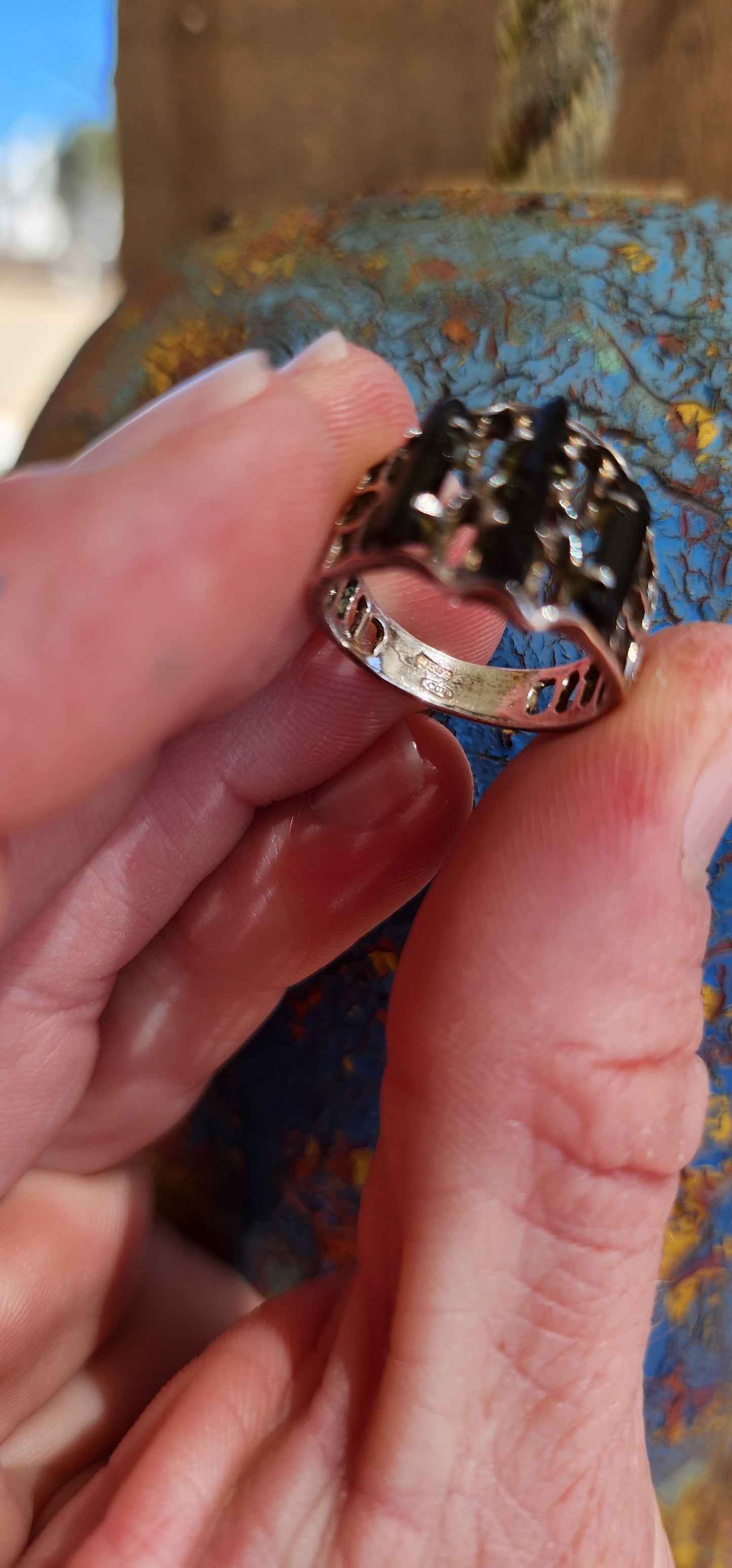 Remarkable Vintage Italian Designer 800 Silver and rough Olive/Green Tourmaline specimens ring designed in a Brutalist/Modernist aesthetic.