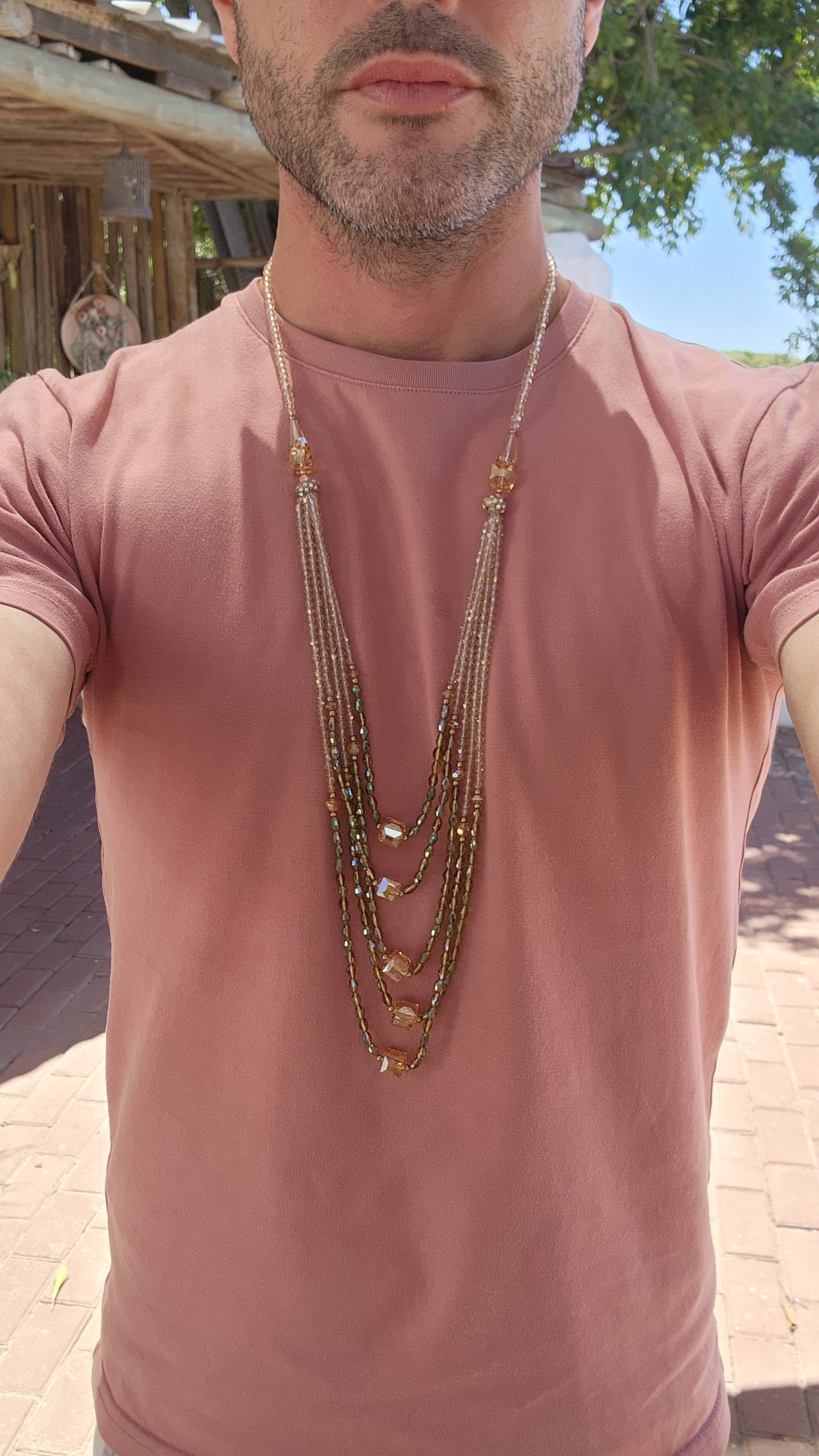 This necklace is a dazzling spectacle of sparkle and sophistication,truly a statement piece that exudes timeless elegance.
