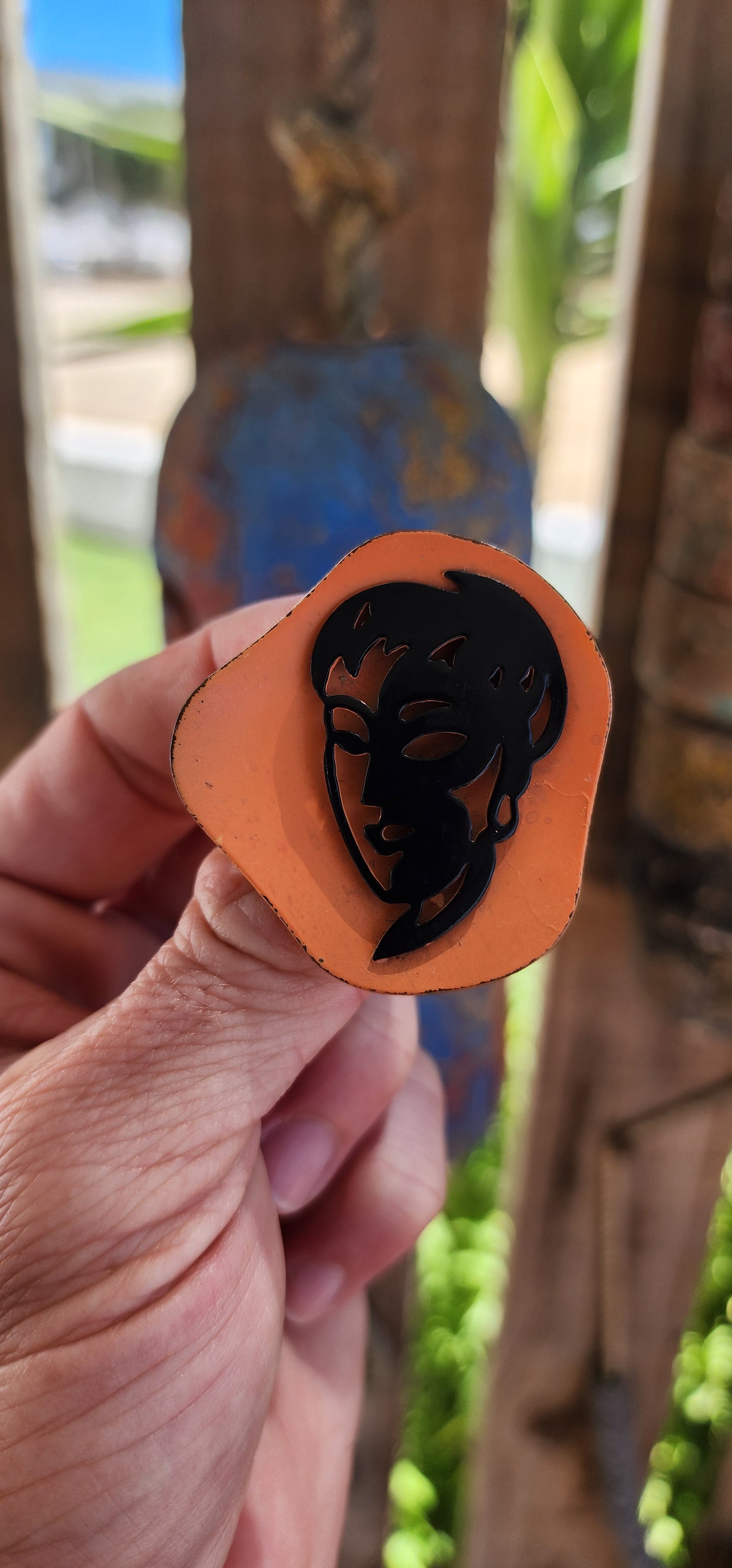 This striking vintage costume modernist brooch is a compelling fusion of Art Deco elegance and mid-century modernist abstraction.