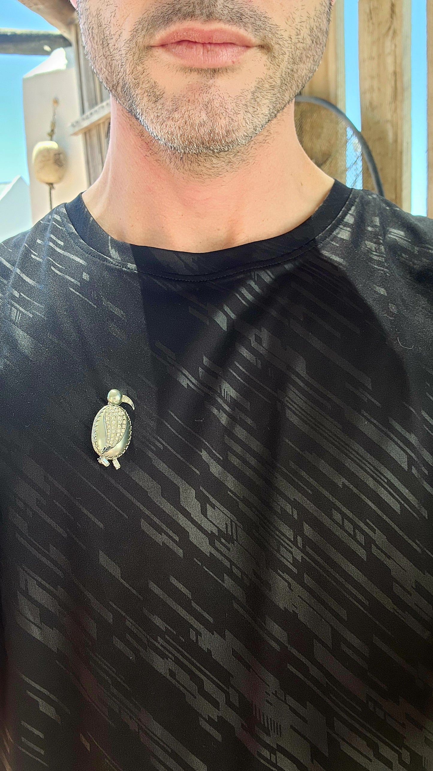 Be prepared to fall in love with this adorable vintage art deco era penguin costume brooch, all dressed up in silvertone sparkle and ready for a night on the town.