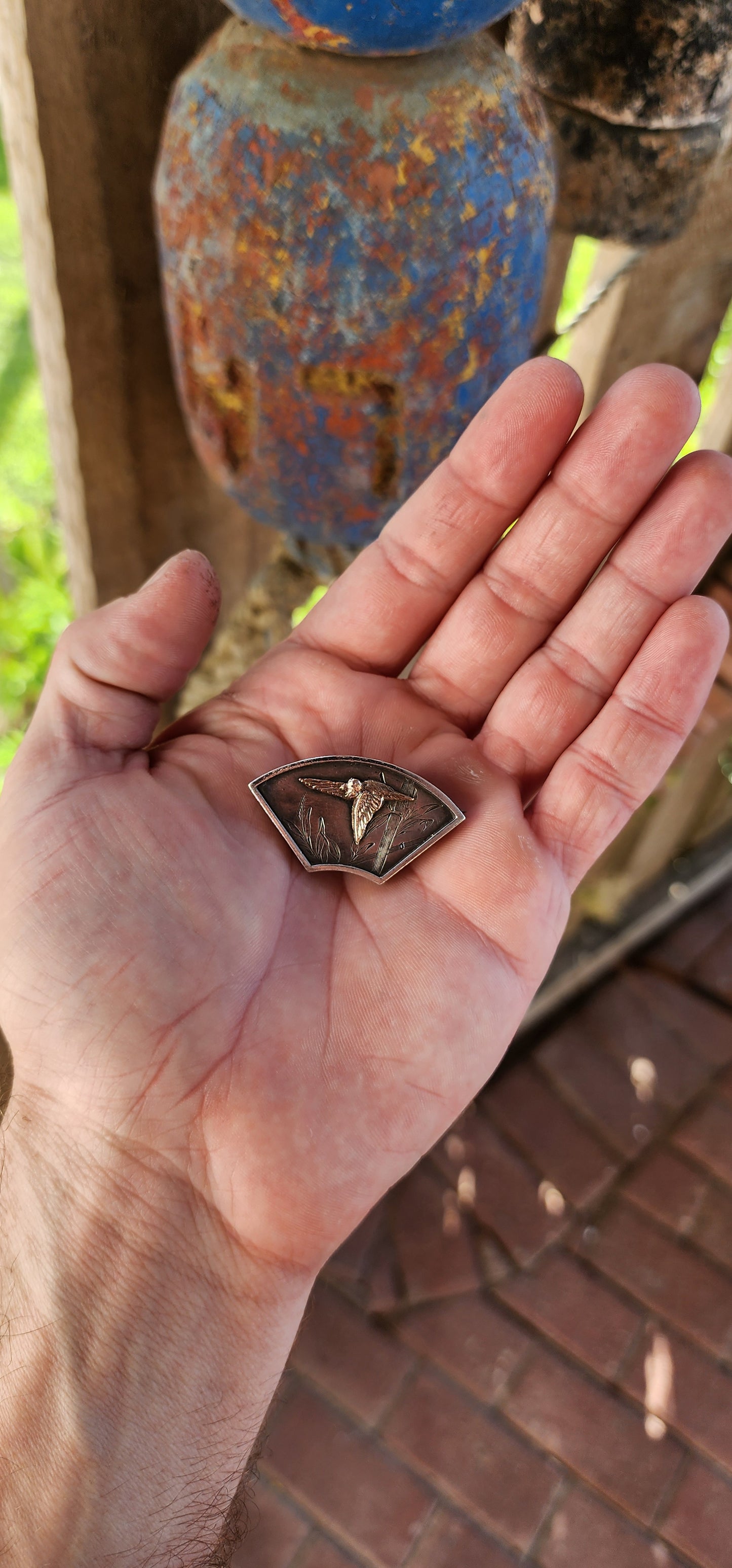 This Antique Victorian Aesthetic Movement Sterling Silver Mourning/Keepsake Locket Brooch is a remarkable and rare find. It is an exquisite example of Aesthetic Movement jewelry and Victorian mourning traditions, combining fine artistry and deep symbolism