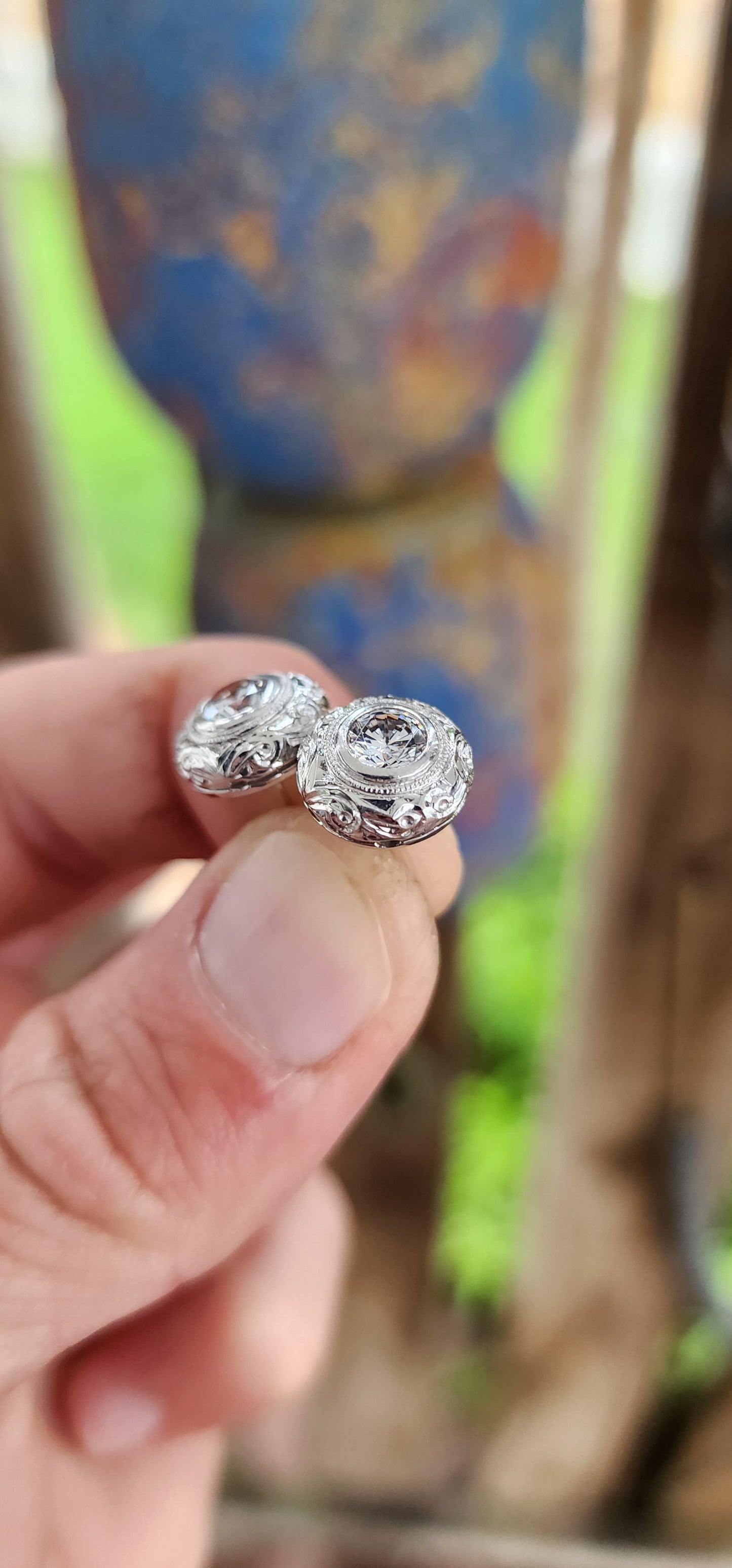 Meet your new everyday crown jewels: a marvelous pair of designer button-style stud earrings by the iconic South African jeweller Jenna Clifford, celebrated for her timeless elegance and masterful blend of classic and contemporary design.