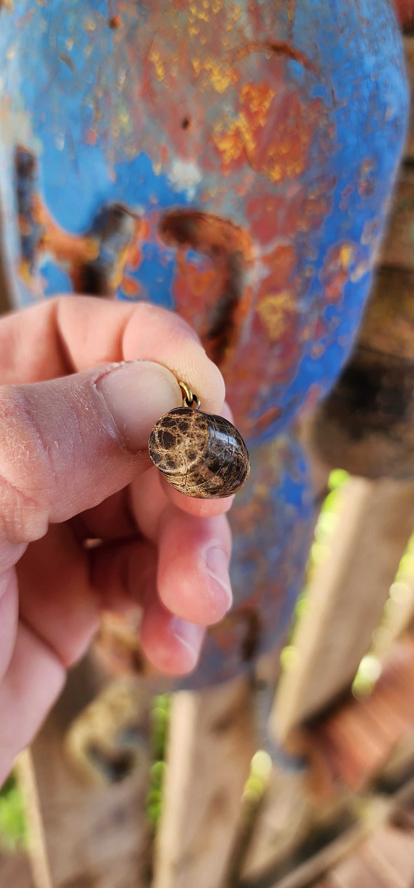 This little beauty may be small, but it holds a whole world of history in its agate heart. Meet your Antique Victorian Era Carved Brown Agate Fob Pendant—a mysterious relic straight out of the 1800s.