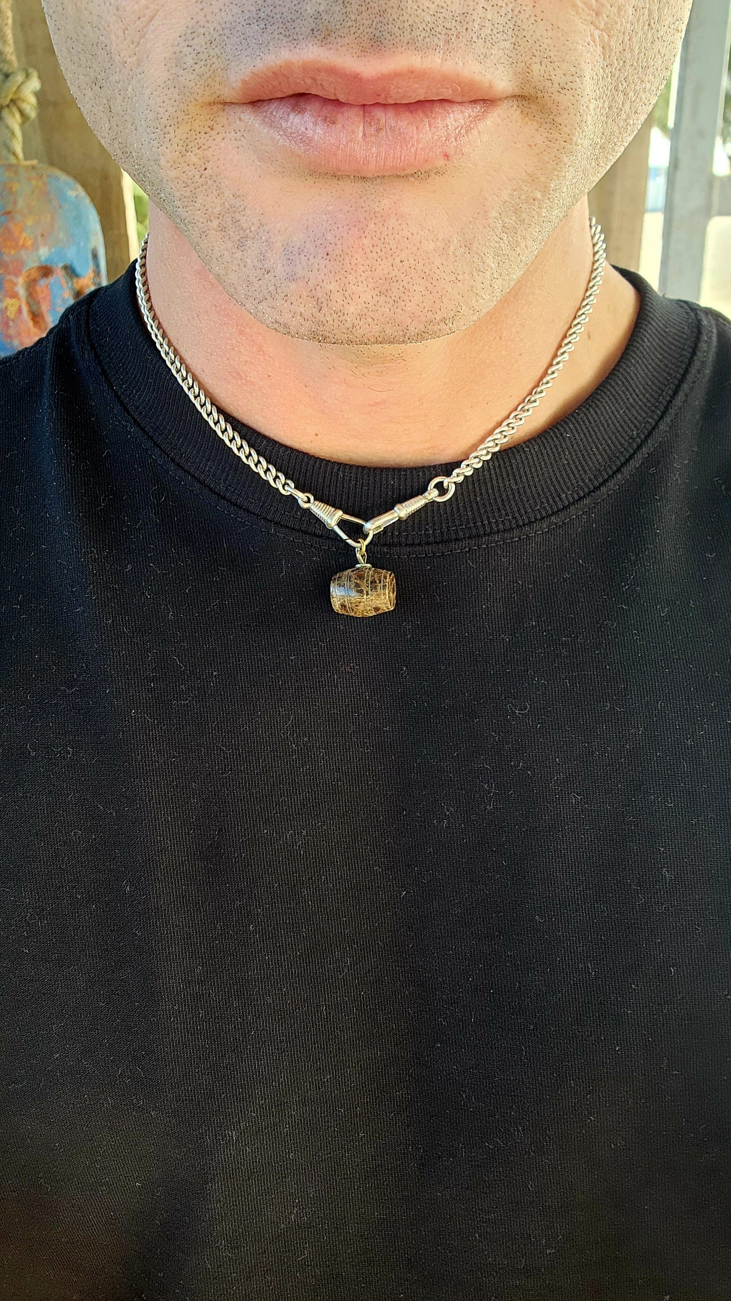 This little beauty may be small, but it holds a whole world of history in its agate heart. Meet your Antique Victorian Era Carved Brown Agate Fob Pendant—a mysterious relic straight out of the 1800s.