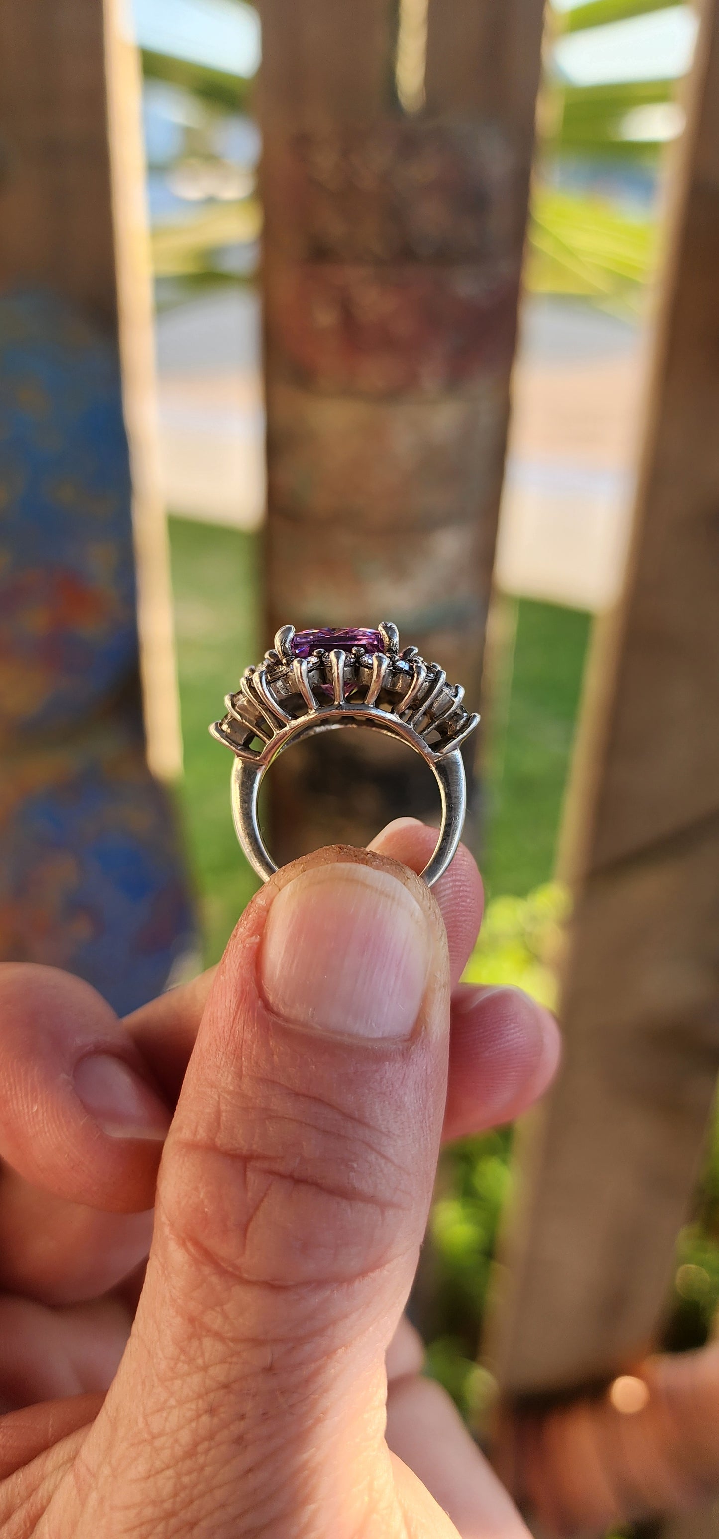 She’s bold, she’s brilliant, and she’s got a flair for the dramatic—this vintage cluster ring is your finger’s answer to a standing ovation.