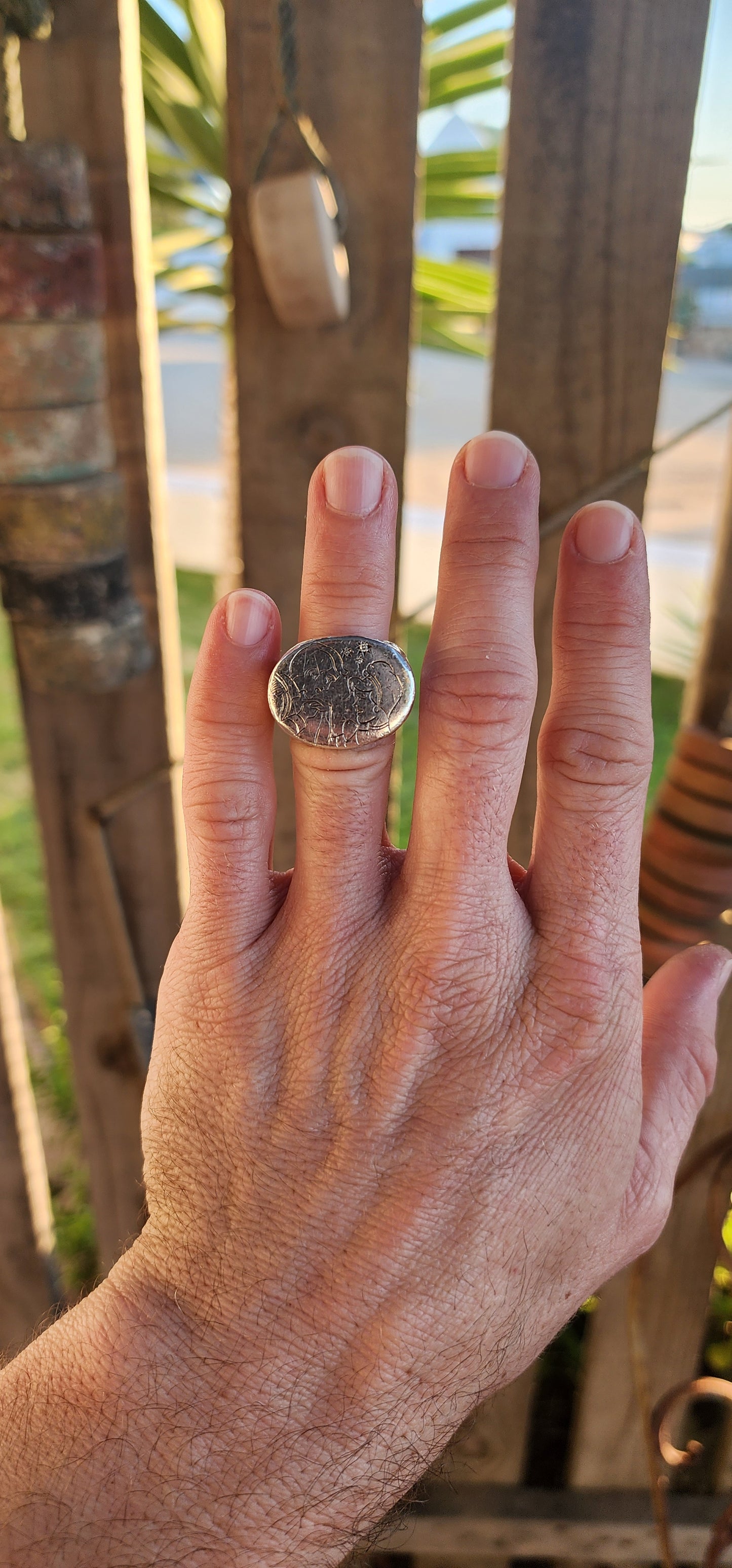 This isn’t just a ring—it’s a miniature fairytale theatre perched boldly on your finger! Crafted by the renowned South African designer Geraldine Fenn, this one-of-a-kind artisan piece is a true treasure of contemporary storytelling through metalwork.