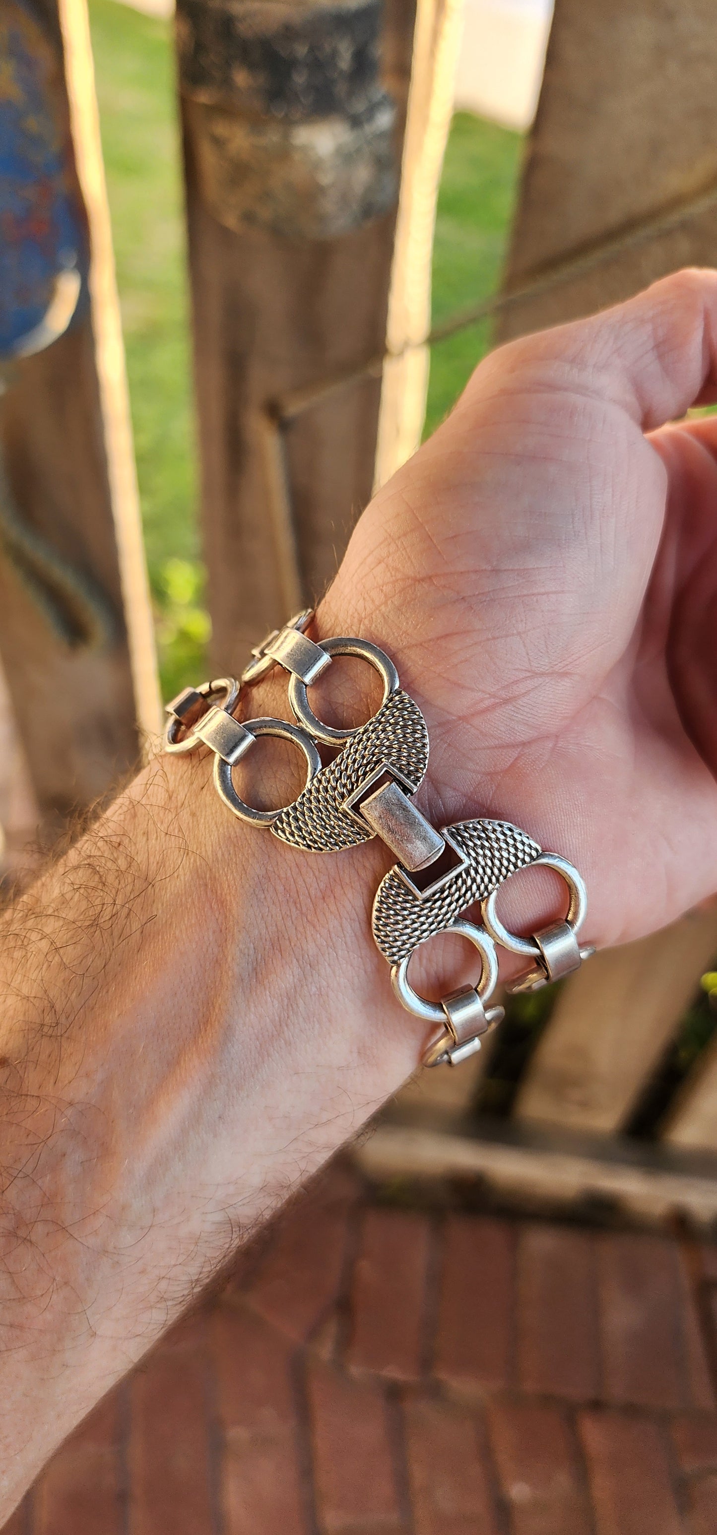 Make a grand entrance with this dramatic silver-plated designer costume bracelet from the iconic French atelier Gas Bijoux. Aptly named the “Diva”, this statement piece exudes power and poise, combining vintage flair with artisanal craftsmanship.