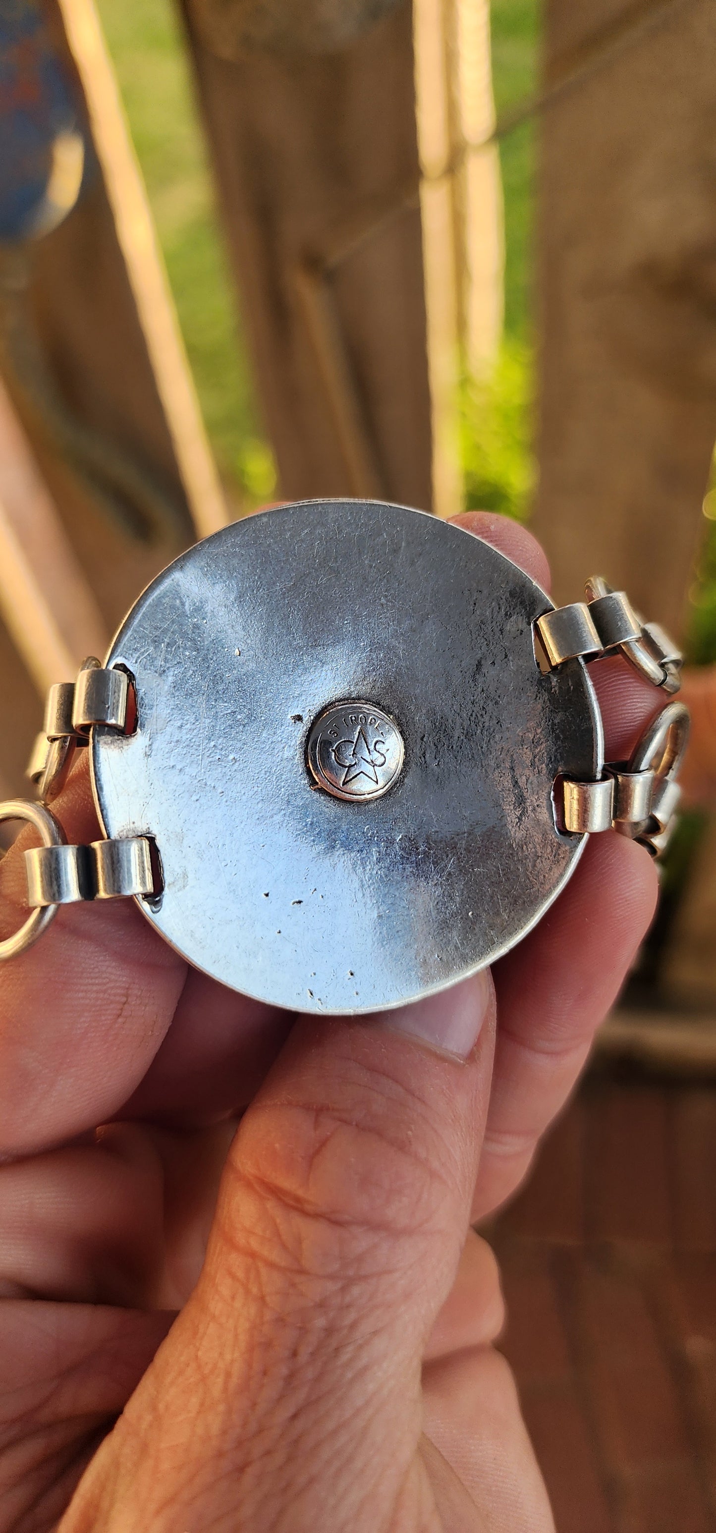 Make a grand entrance with this dramatic silver-plated designer costume bracelet from the iconic French atelier Gas Bijoux. Aptly named the “Diva”, this statement piece exudes power and poise, combining vintage flair with artisanal craftsmanship.