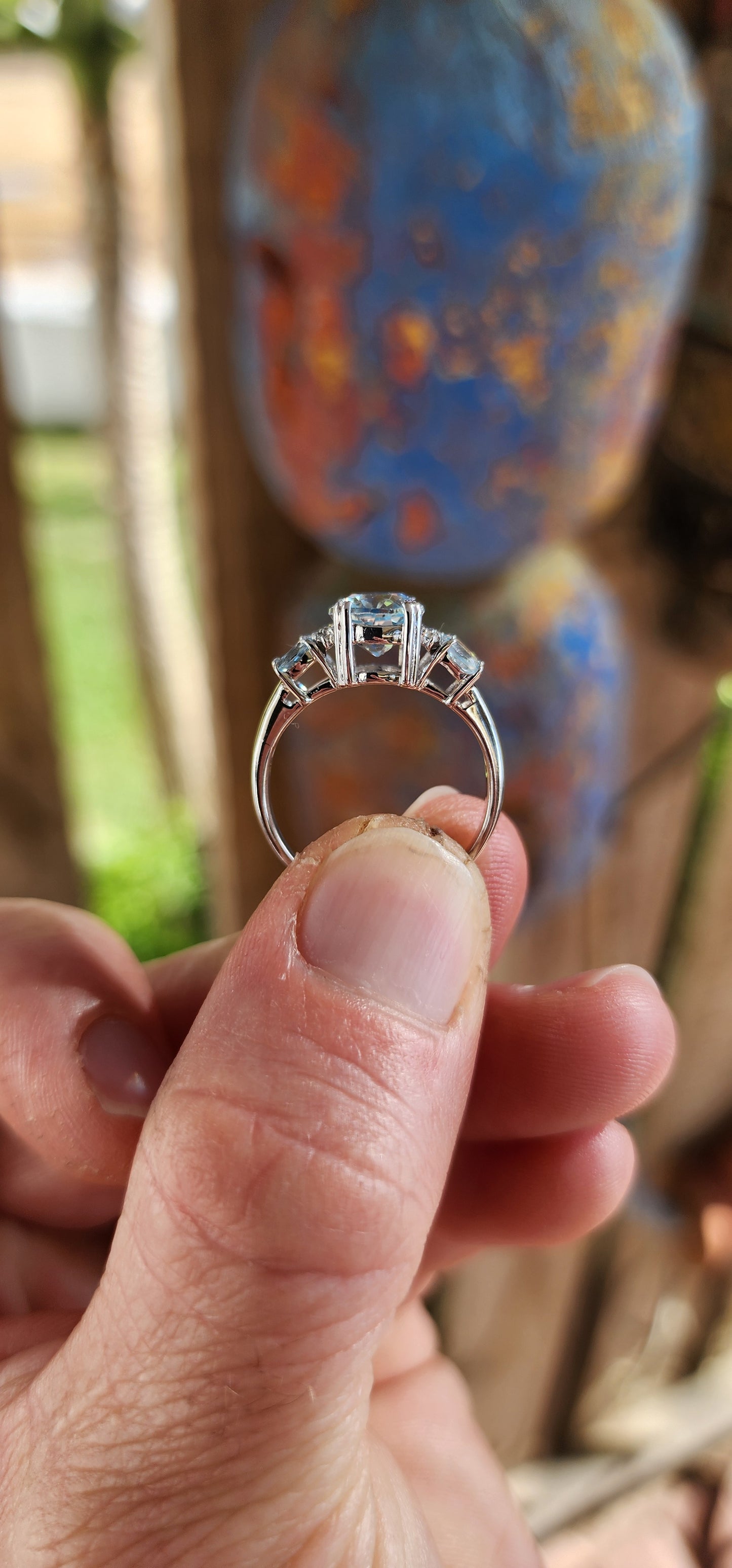 "Cloudlight Crown" – A Ring of Sky and Sparkle
Like a breath of fresh air in jewelry form, this marvelous, rather chunky trilogy-style ring is expertly crafted in rhodium-plated sterling silver, ensuring it keeps its high-polish shine.