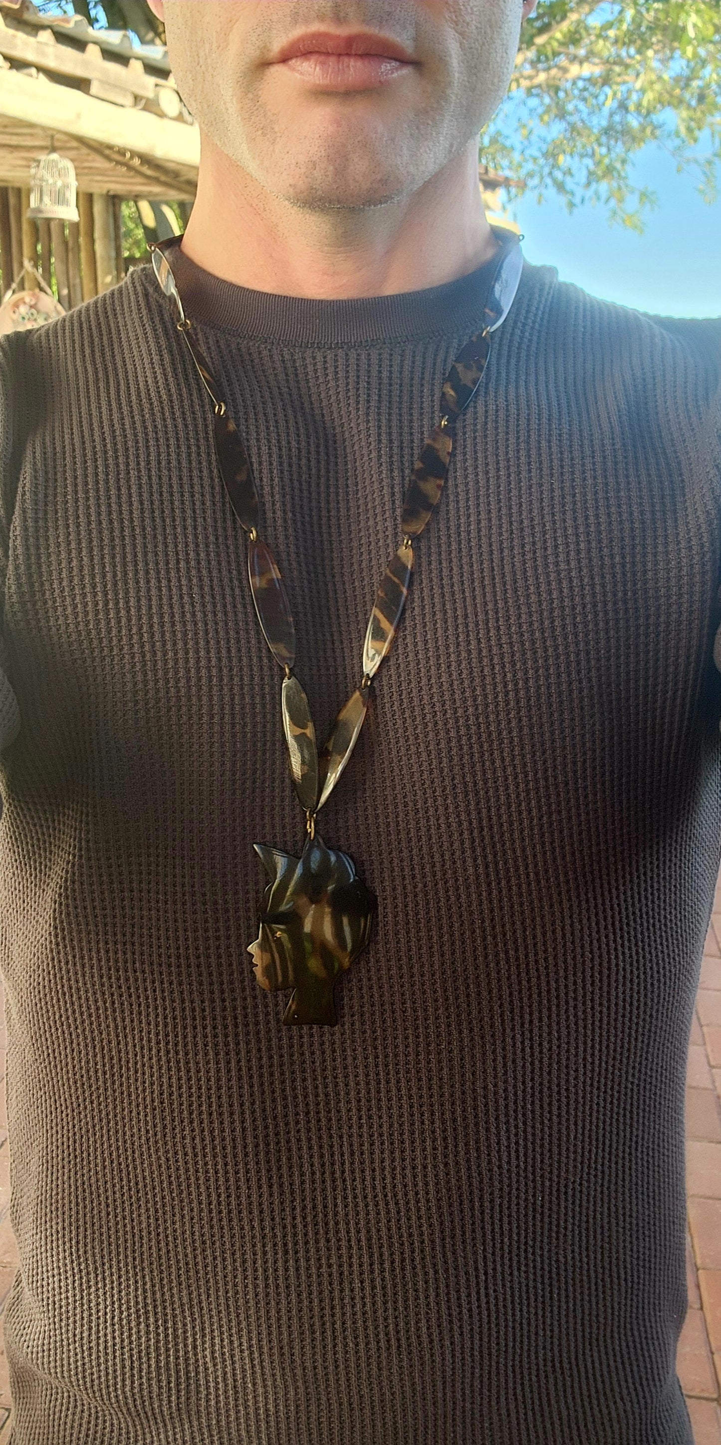 A Deco Jungle Queen —1930s Faux Tortoiseshell Cameo Necklace.This rare and utterly captivating necklace is a true time traveler from that era — a perfect fusion of vintage sophistication and playful charm.