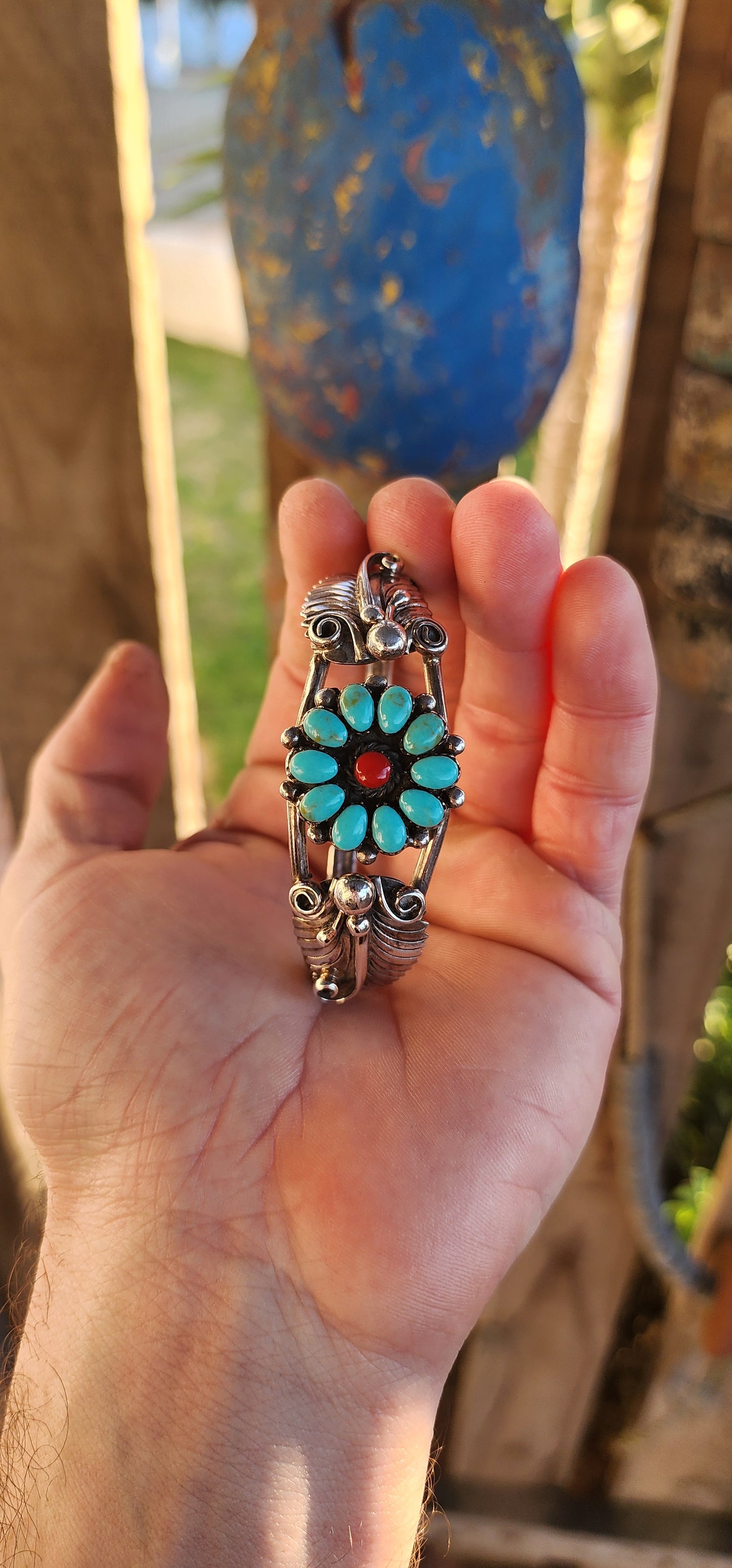 This striking and chunky vintage Southwestern Navajo-style cuff bracelet is a bold testament to both artistry and heritage. Forged in sterling silver, the cuff’s structure is composed of split double bands, giving it a powerful yet airy presence.