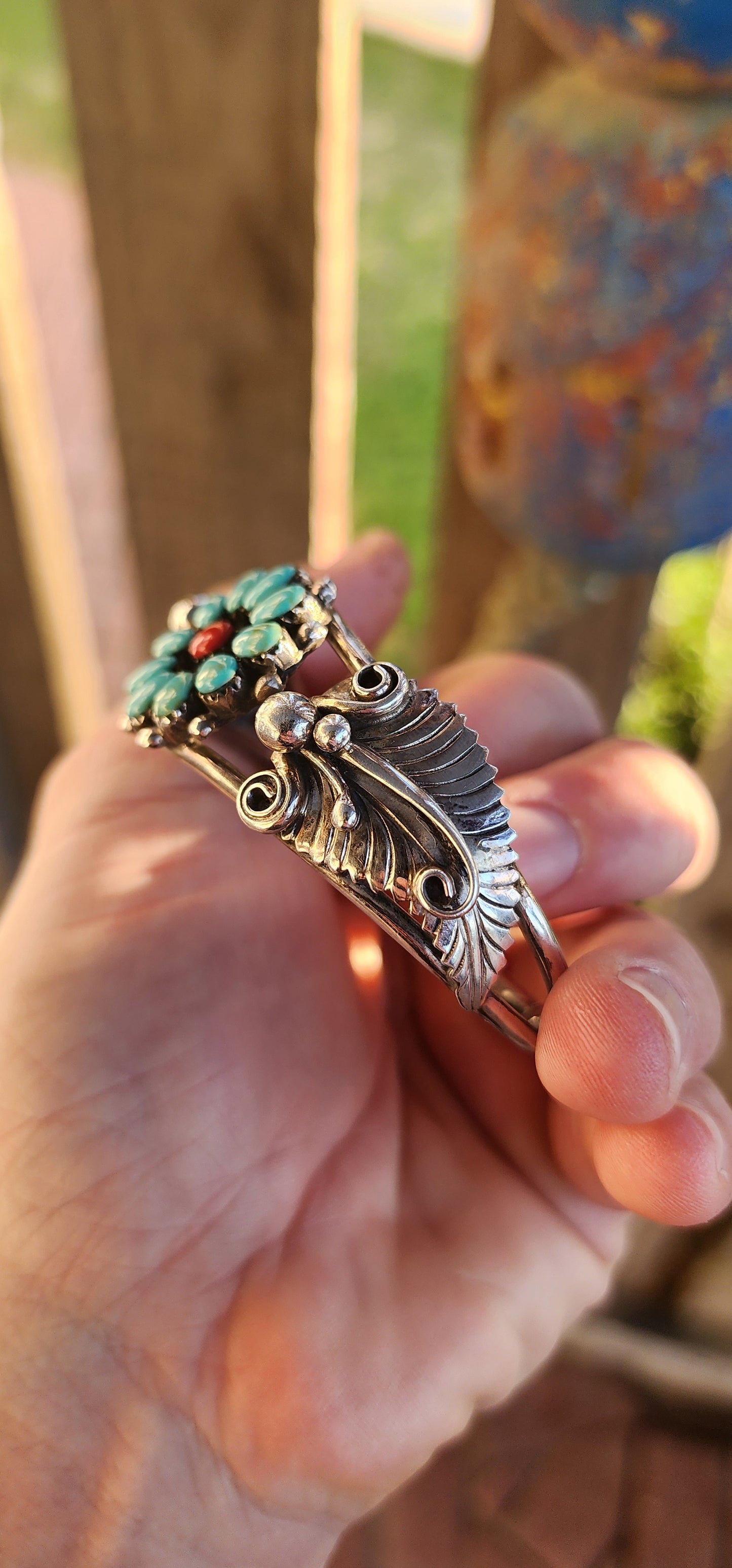 This striking and chunky vintage Southwestern Navajo-style cuff bracelet is a bold testament to both artistry and heritage. Forged in sterling silver, the cuff’s structure is composed of split double bands, giving it a powerful yet airy presence.