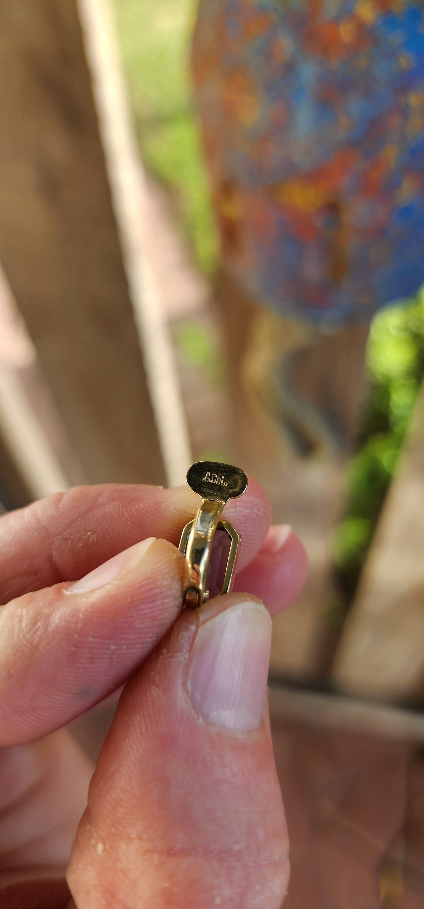 These fabulous vintage clip-on earrings from the 1960s radiate classic mid-century modernist style.