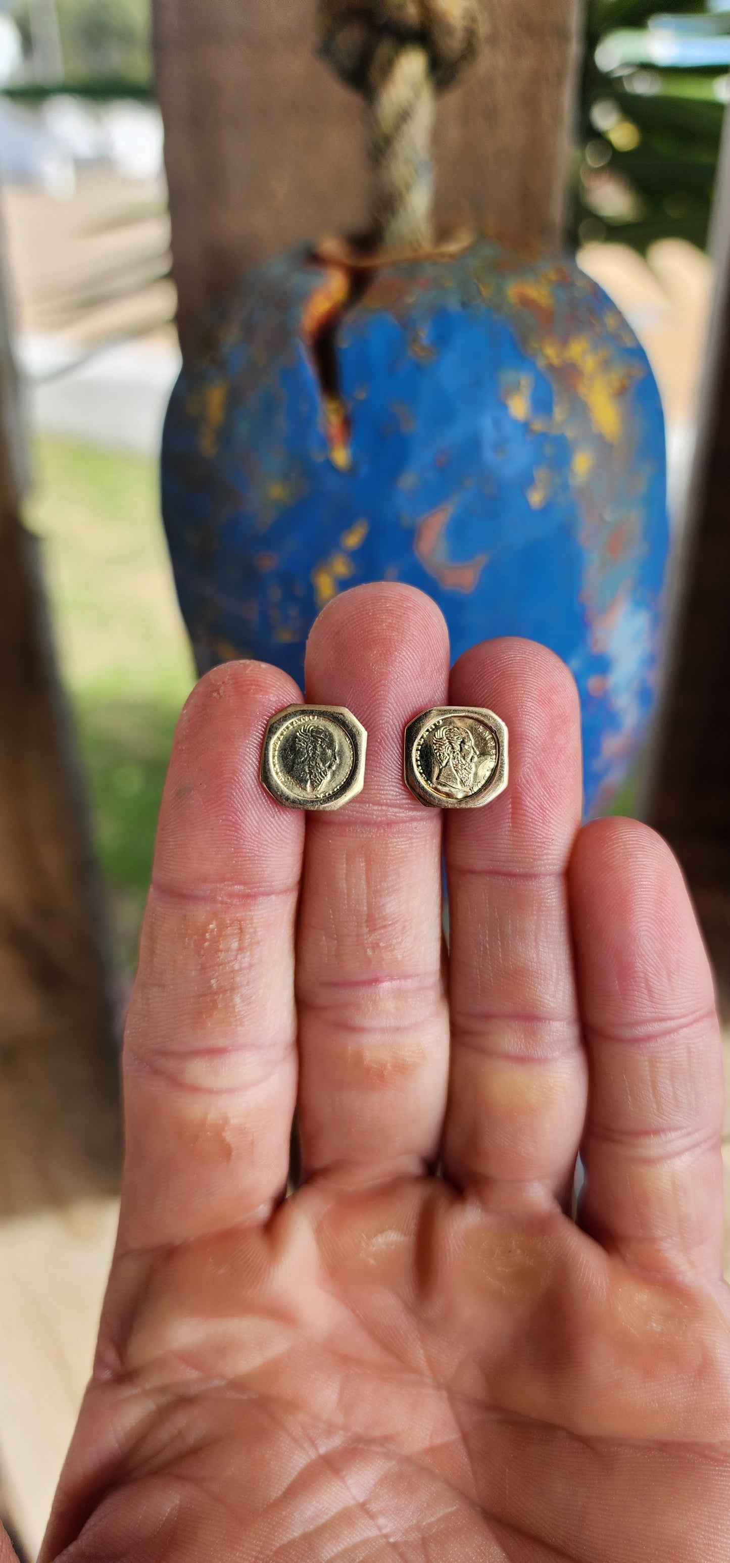 Striking Vintage-Inspired 9ct Gold Peso Coin Stud Earrings.Perfectly unisex!