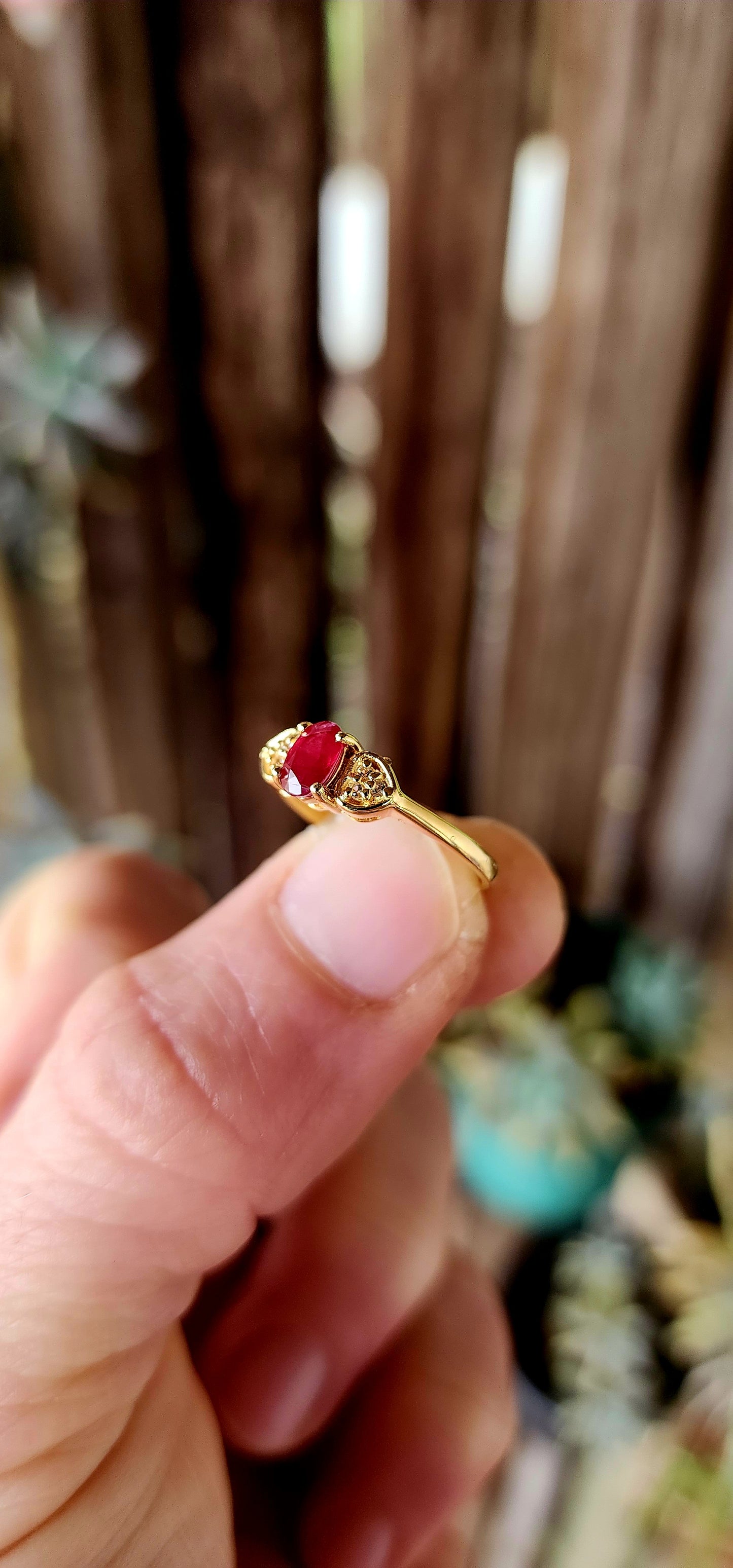 This enchanting trilogy-style ring is a delightful dance of elegance.
Crafted from sterling silver and generously plated with 18ct yellow gold.