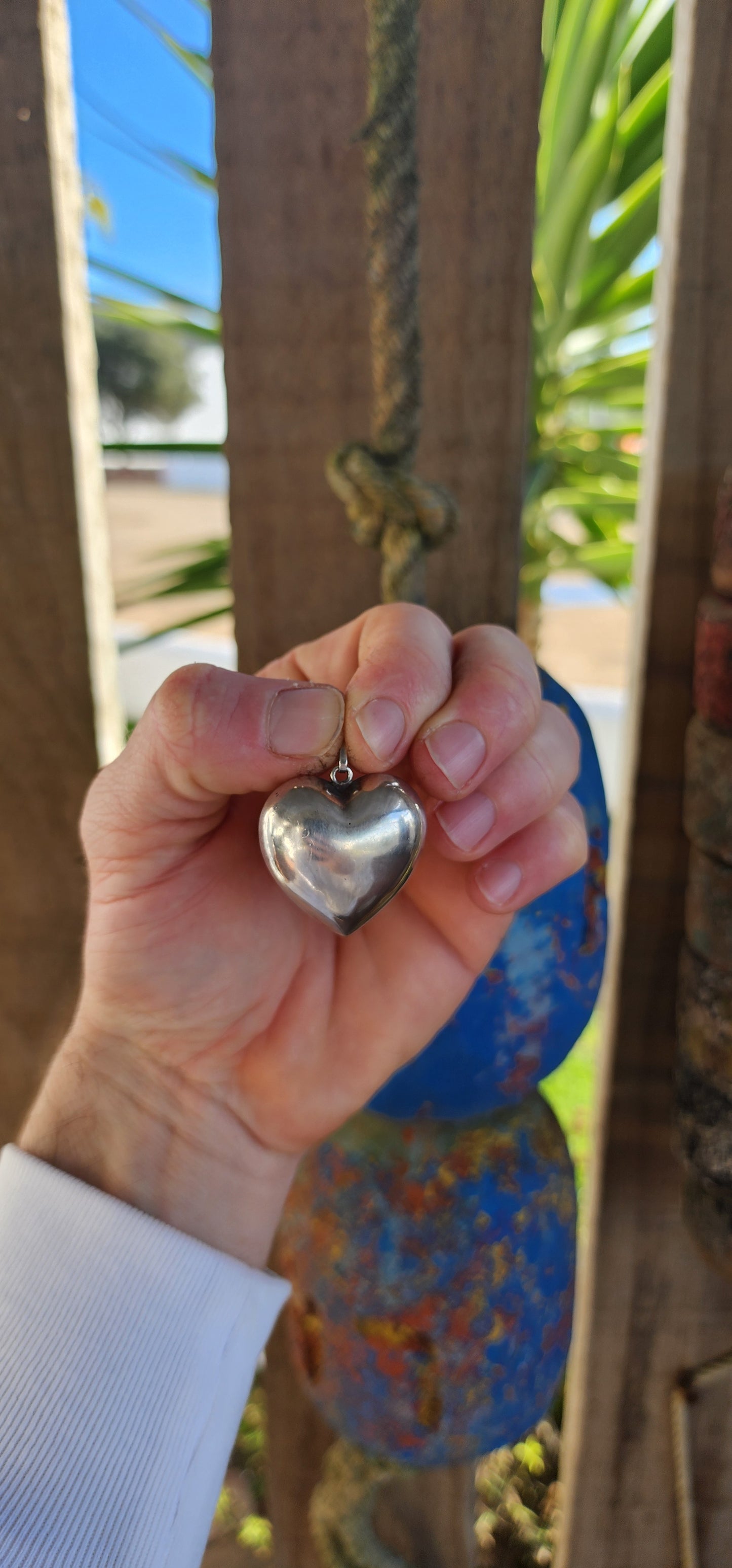 Go bold with this oversized vintage hollow sterling silver puffed heart pendant – a timeless classic with just the right amount of retro charm.