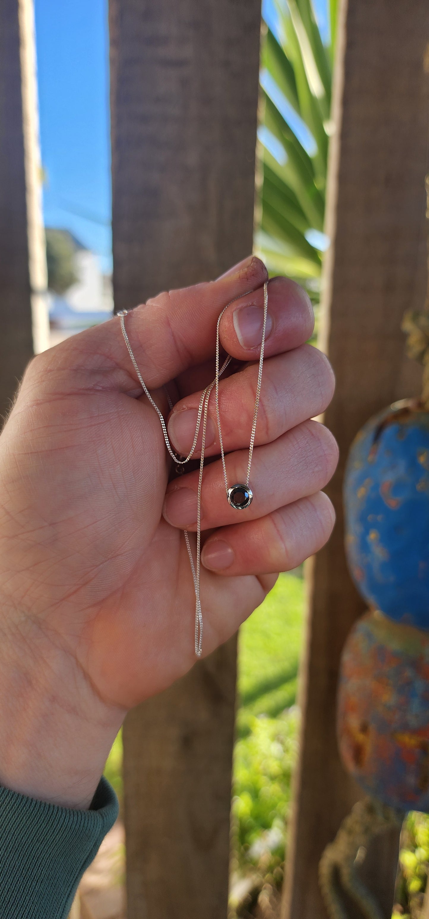 “Black Diamond Pulse” – A Talisman of Quiet Strength.