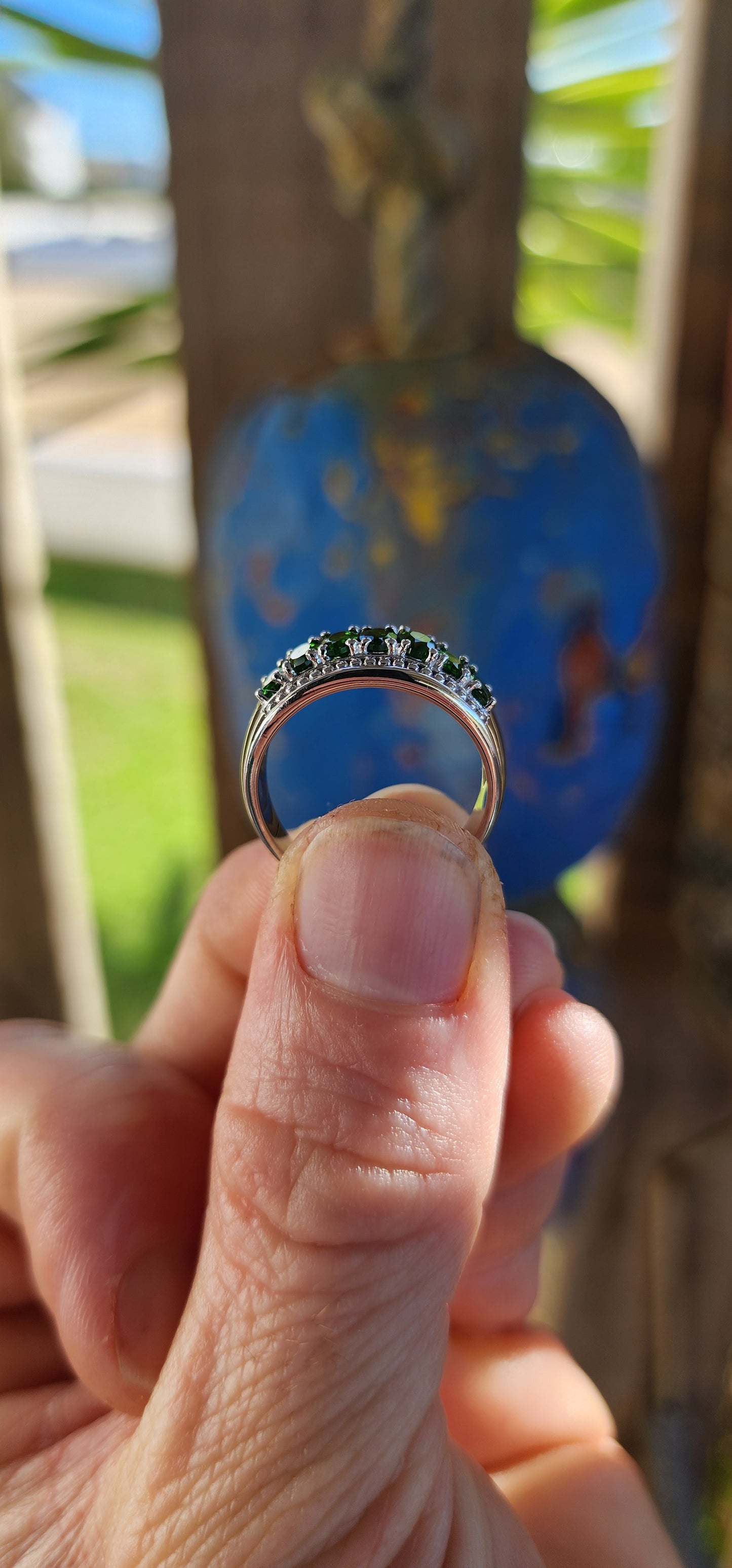 This striking unisex ring doesn’t settle for subtle—it commands attention! Crafted in solid sterling silver, its bold half-eternity band radiates confidence and strength.