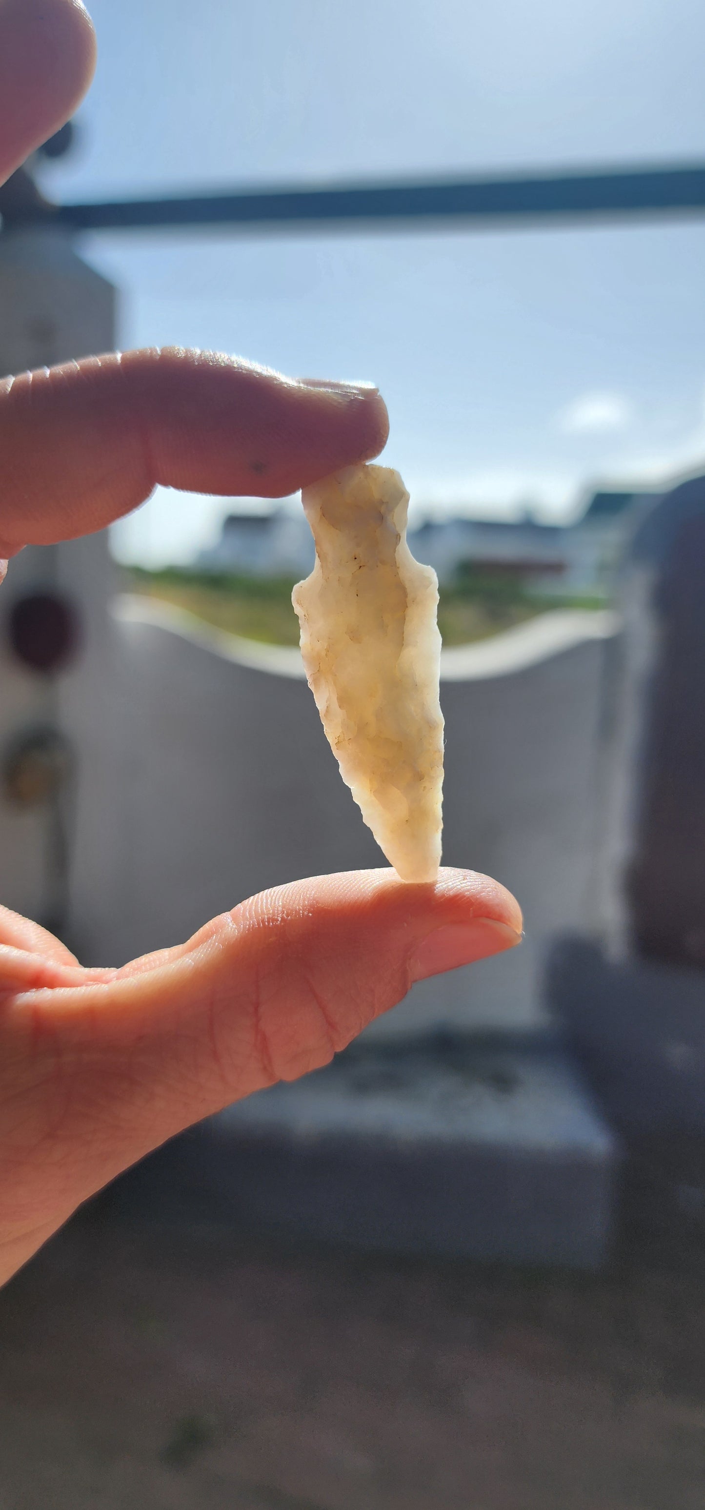 For the discerning collector of history, here is a tangible link to the deep past — a hand-carved Native American arrowhead, carefully excavated from the western Appalachian region of North Carolina.