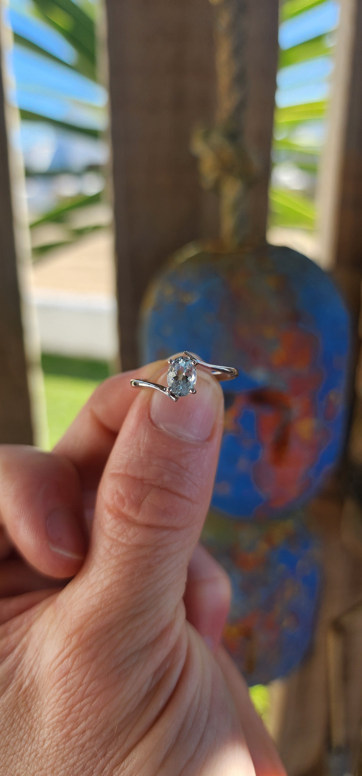 Ocean’s Embrace - A Collector’s Treasure.
A ring that feels as if it carries the calm of the sea within its heart.