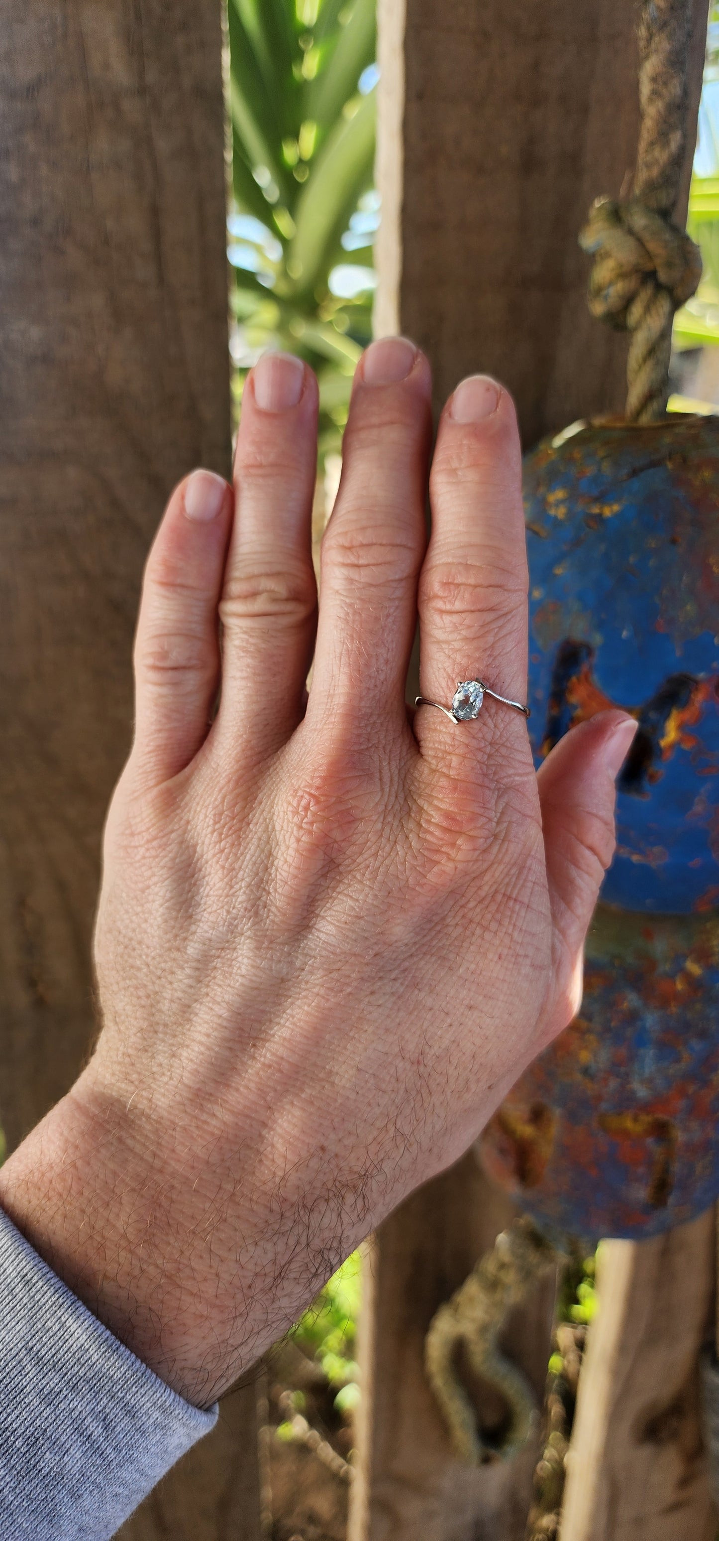 Ocean’s Embrace - A Collector’s Treasure.
A ring that feels as if it carries the calm of the sea within its heart.