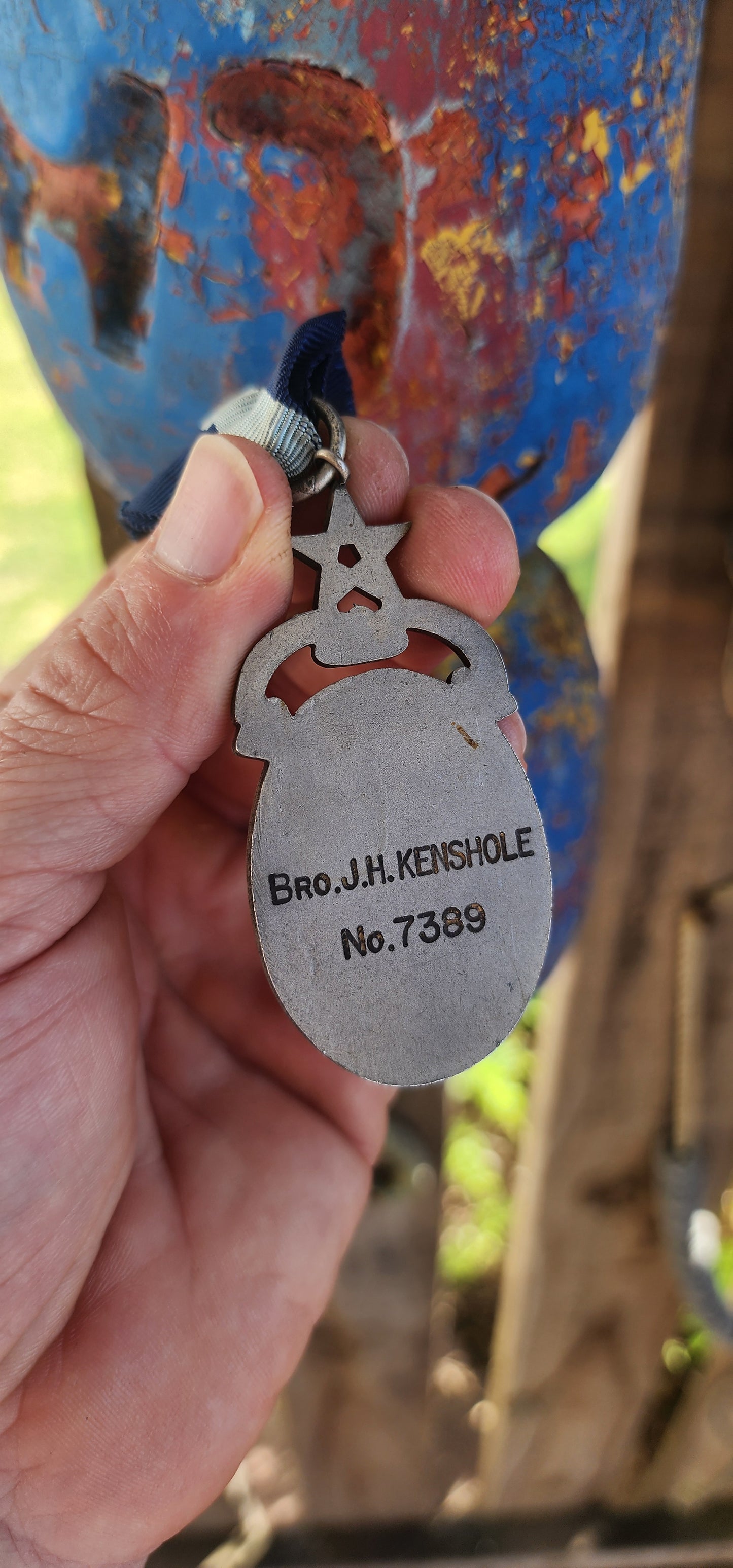 A true treasure steeped in fraternal history – this is a Silver-plated Permanent Steward’s Jewel of the Royal Masonic Hospital, awarded to Bro. J.H. Kenshole No. 7389.