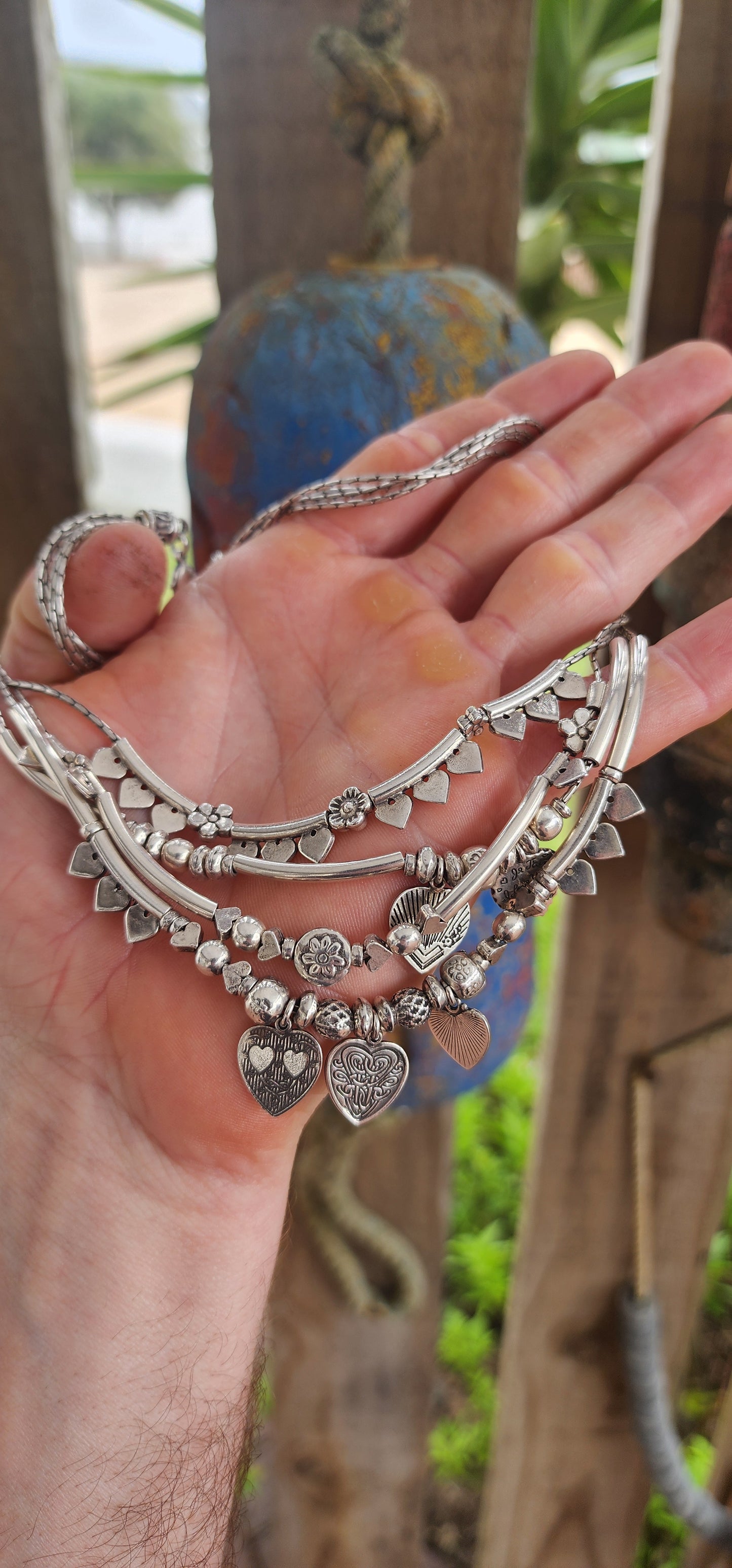 This Gas Bijoux necklace is a statement-making piece that effortlessly captures the free-spirited essence of bohemian luxury.