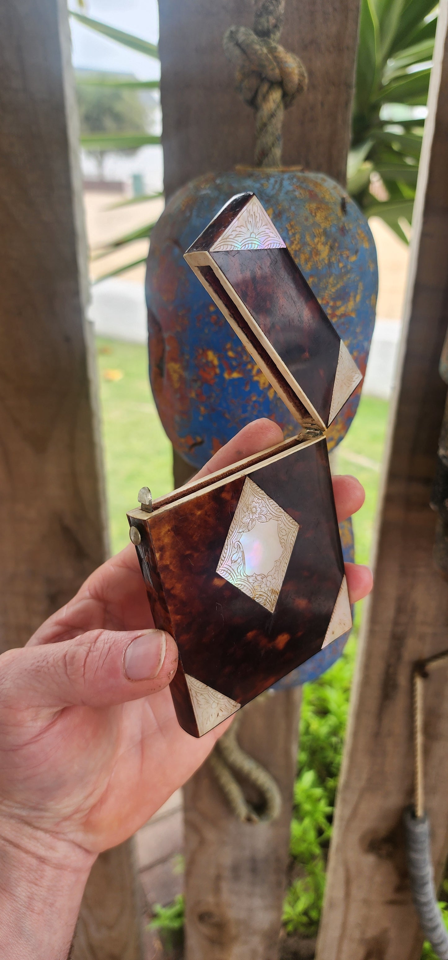 A truly magnificent Antique Victorian late 19th-century calling (visiting) card case, exquisitely hand-crafted from rich, dark blonde tortoiseshell and adorned with luxurious mother-of-pearl inlays.