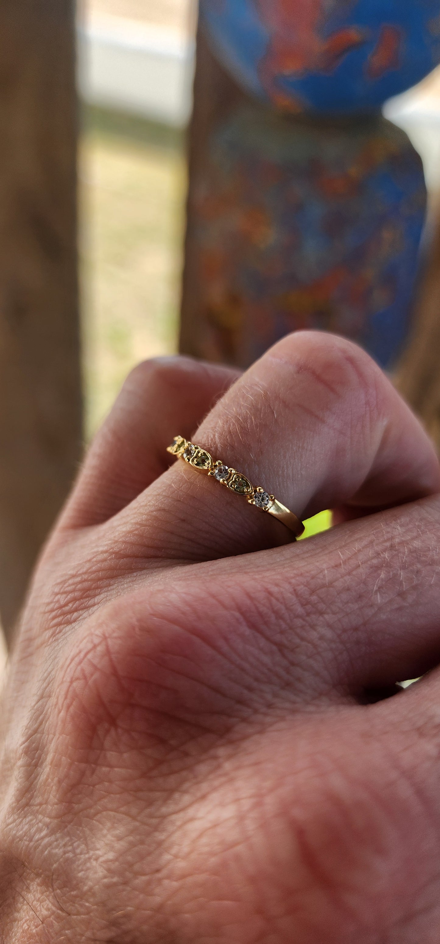 Apple Light Stacking Ring – Peridot