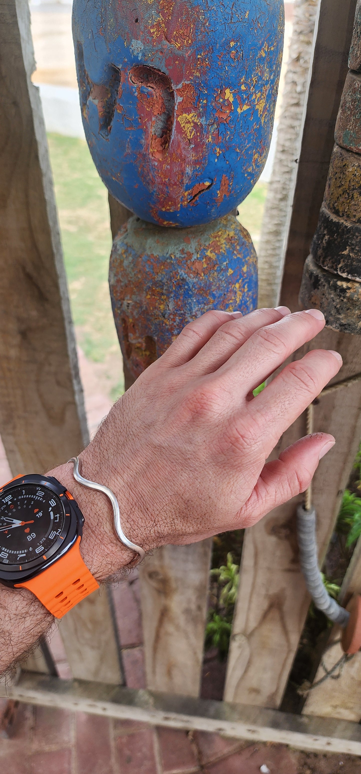 This striking solid sterling silver cuff is all about clean lines and fluid movement.