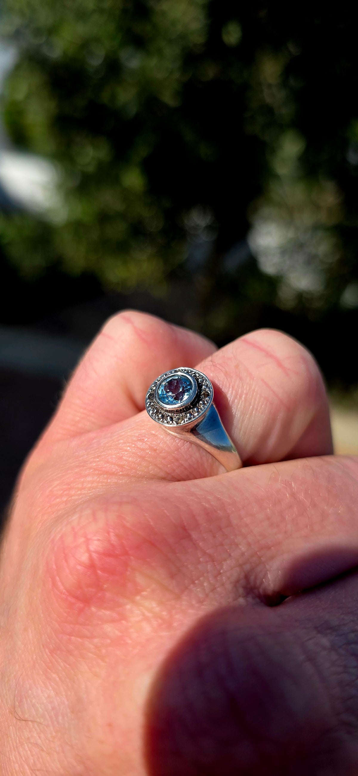 Absolutely gorgeous Vintage Modernist-style Sterling Silver Halo Ring, featuring the prettiest icy blue gemstone centre!!