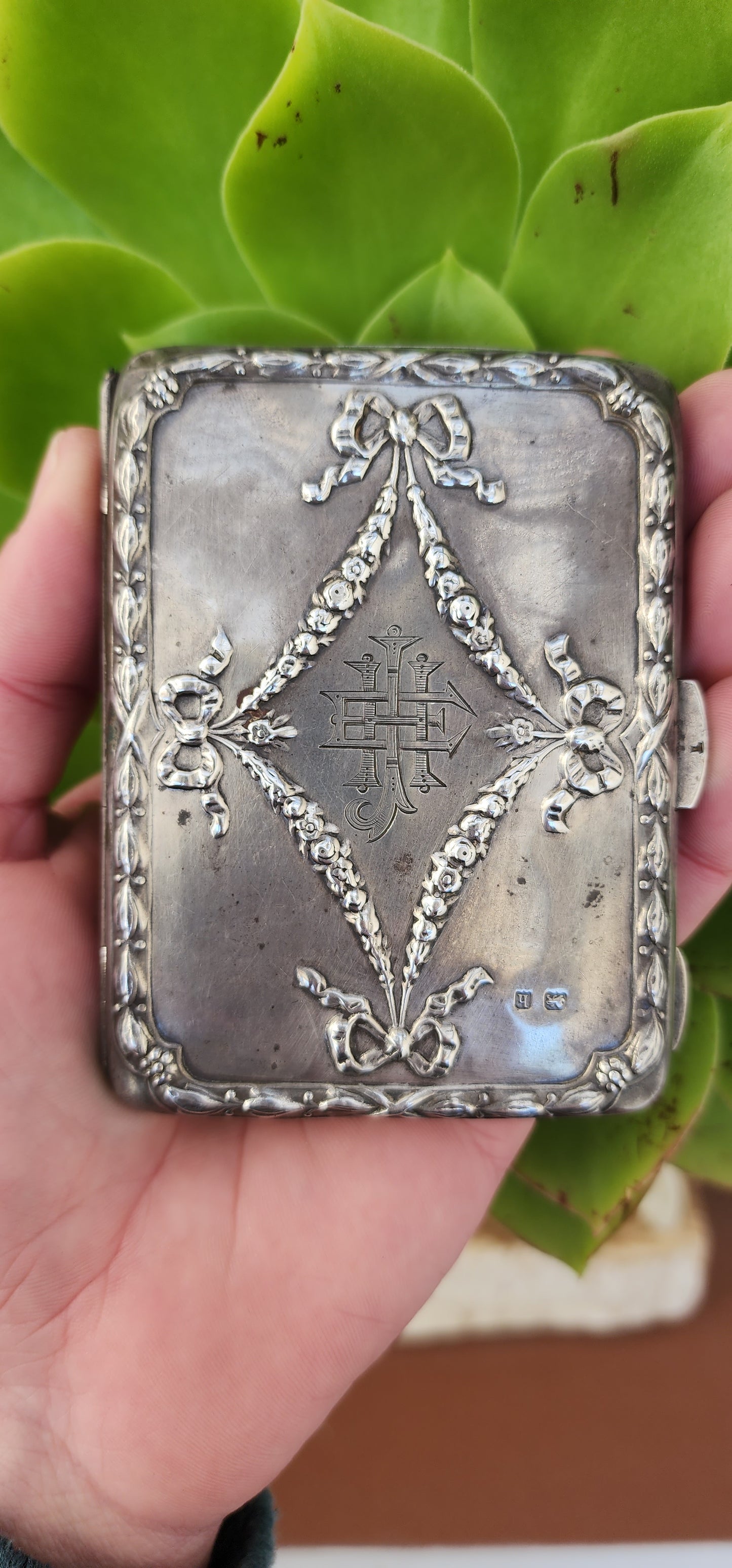 Antique Victorian Hallmark Silver wallet style card case/purce.