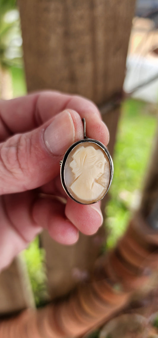 Pretty Vintage 800 Silver and hand carved  Shell Cameo miniature Brooch/Pendant .