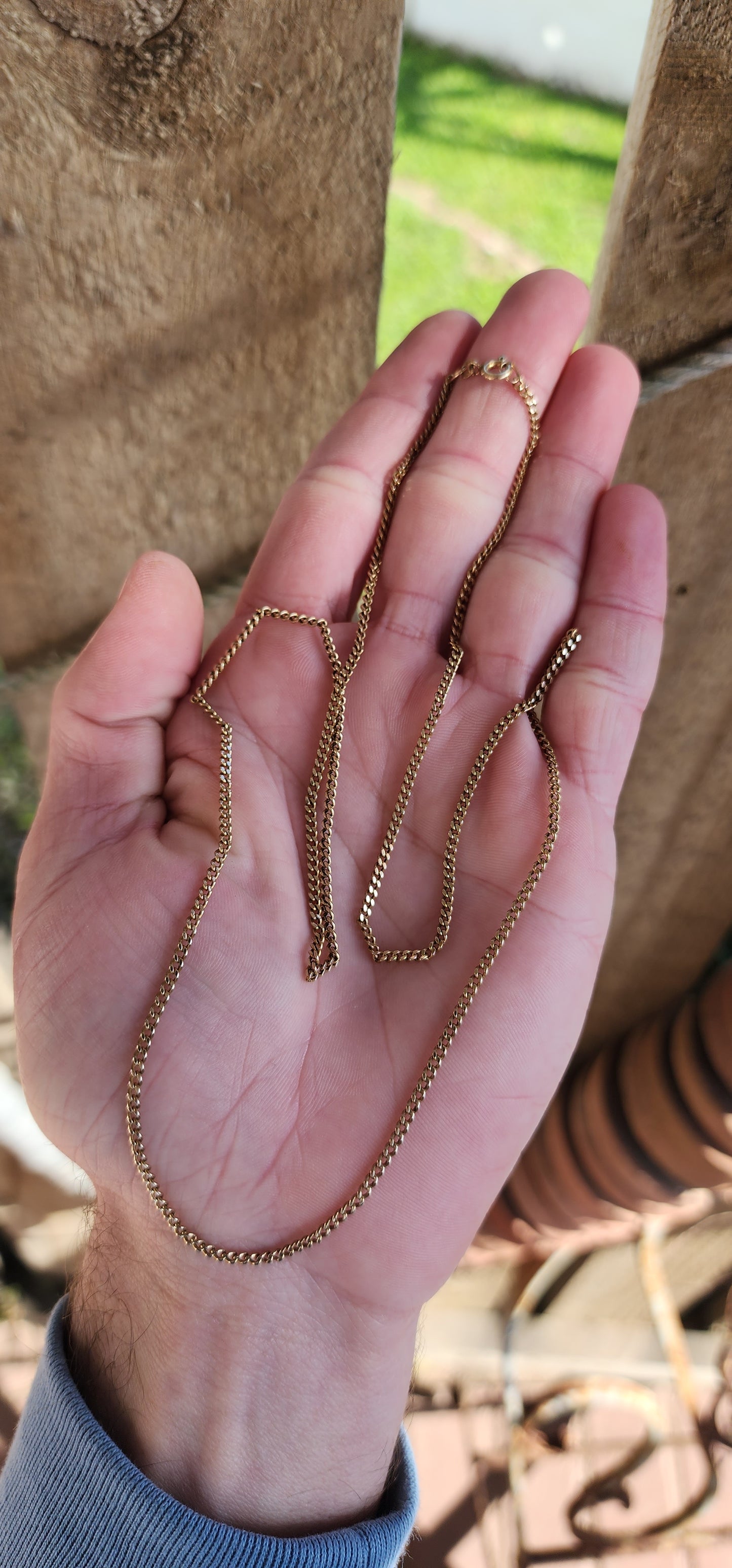 Extra length Vintage 9ct Yellow Gold Flat Curb link chain - The perfect stacker for your neckmess collection ! Solid and nice weight!