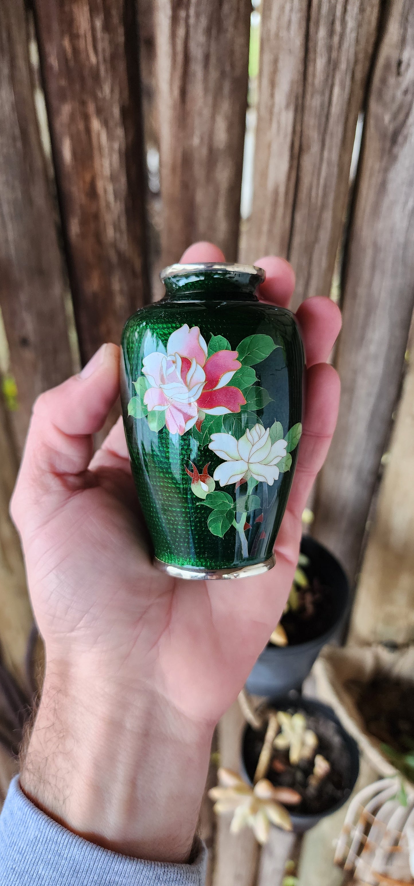 A superb Vintage Japanese "An Ando Shippo Co" Enamel on Copper Cloisonné vase.