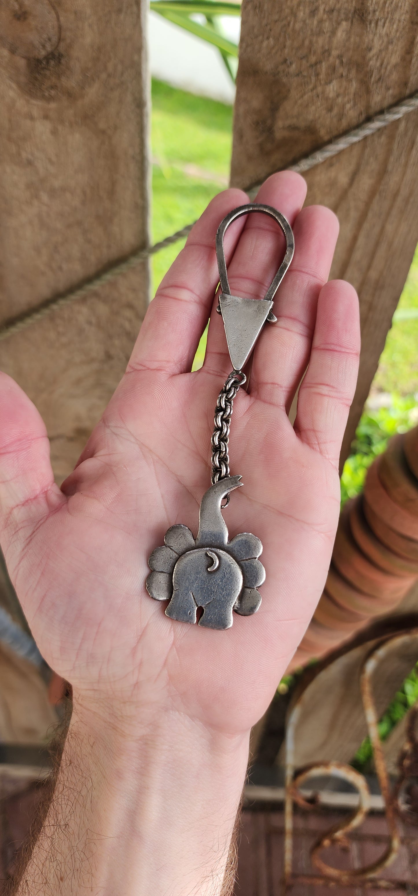 Unusual and super cute Vintage 999 Fine Silver Novelty key ring holder with a dangly Elephant.