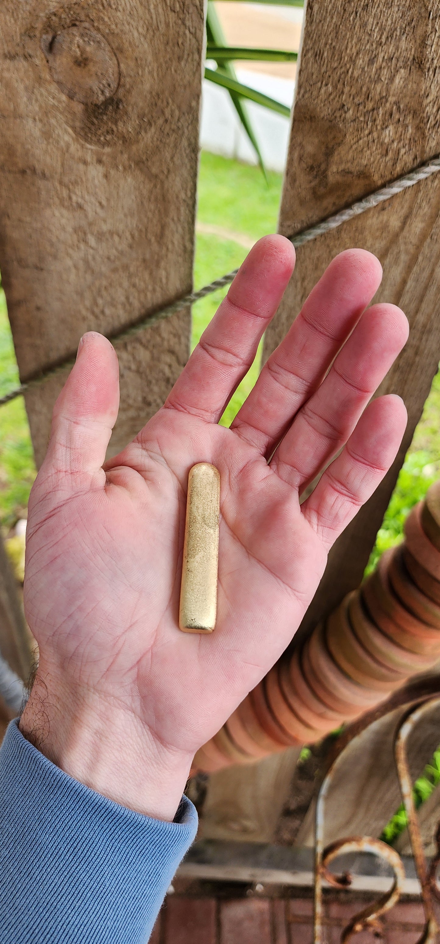 Super heavy bar of solid 14ct Yellow Gold.