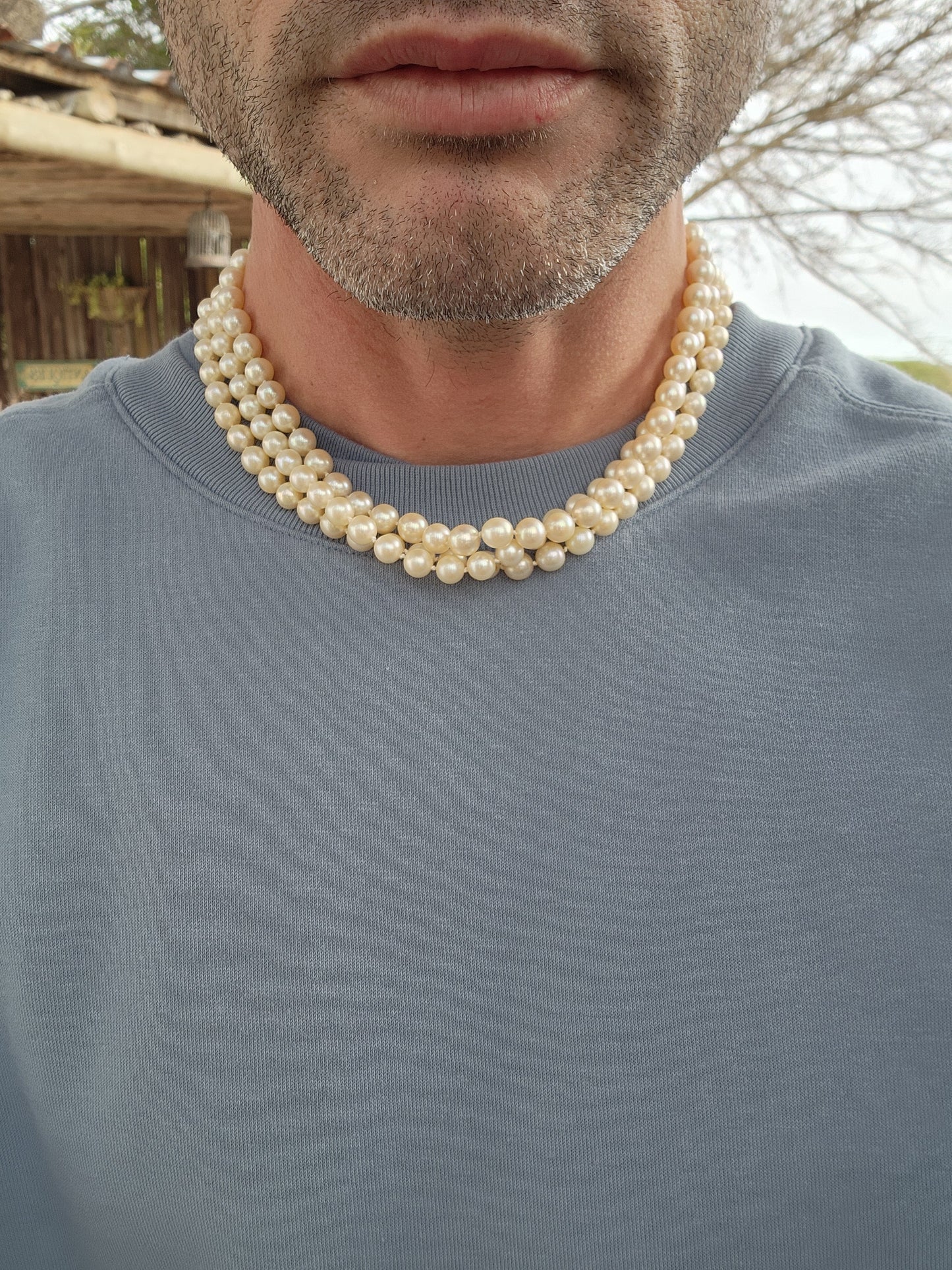 Sensational Vintage 1940's 3 strand Marine Cultured Pearl necklace fitted with a 9ct Yellow Gold,Round cut Emeralds and Pearl clasp.