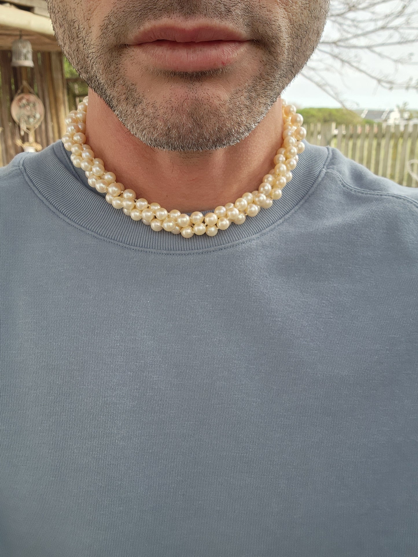 Sensational Vintage 1940's 3 strand Marine Cultured Pearl necklace fitted with a 9ct Yellow Gold,Round cut Emeralds and Pearl clasp.