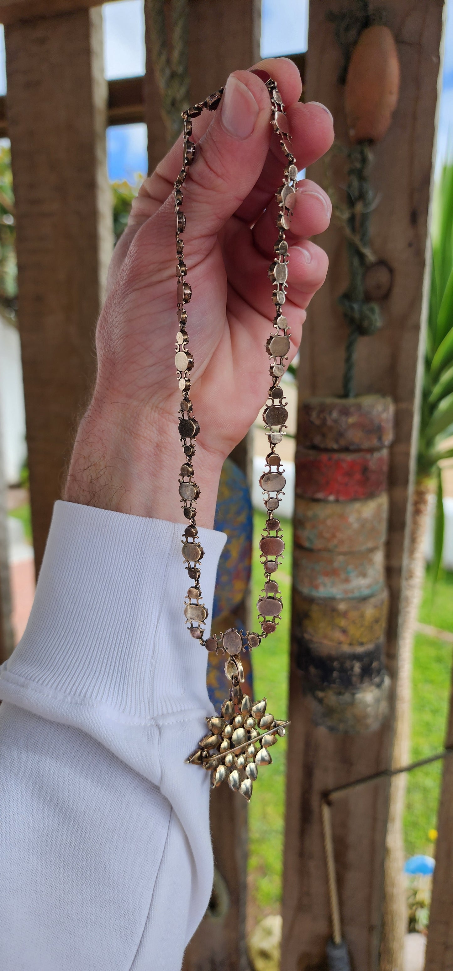 MOST incredible Antique Georgian era circa 1800 foiled back Almandine Garnet Riviere/Collar necklace with detachable pendant/brooch drop.Set in 10ct Yellow/Rosy Gold.