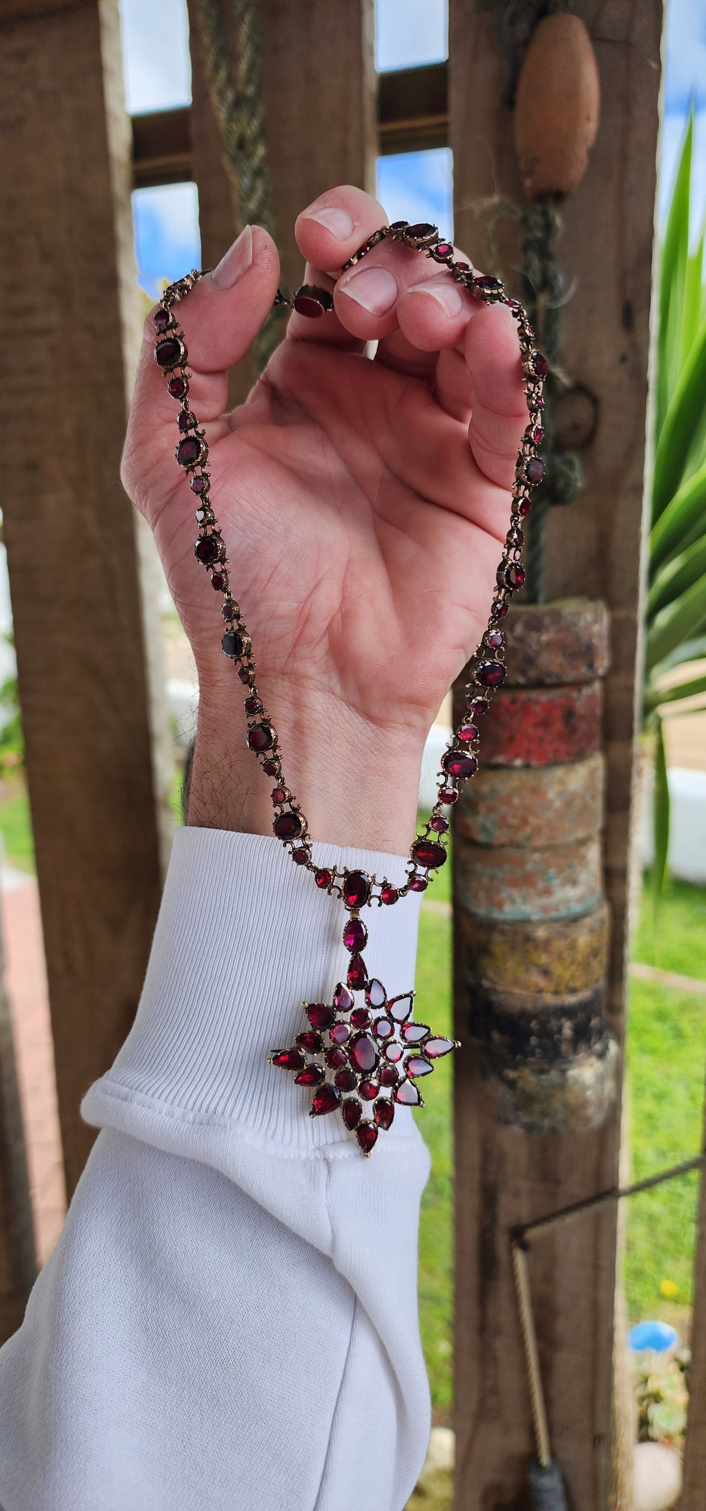 MOST incredible Antique Georgian era circa 1800 foiled back Almandine Garnet Riviere/Collar necklace with detachable pendant/brooch drop.Set in 10ct Yellow/Rosy Gold.