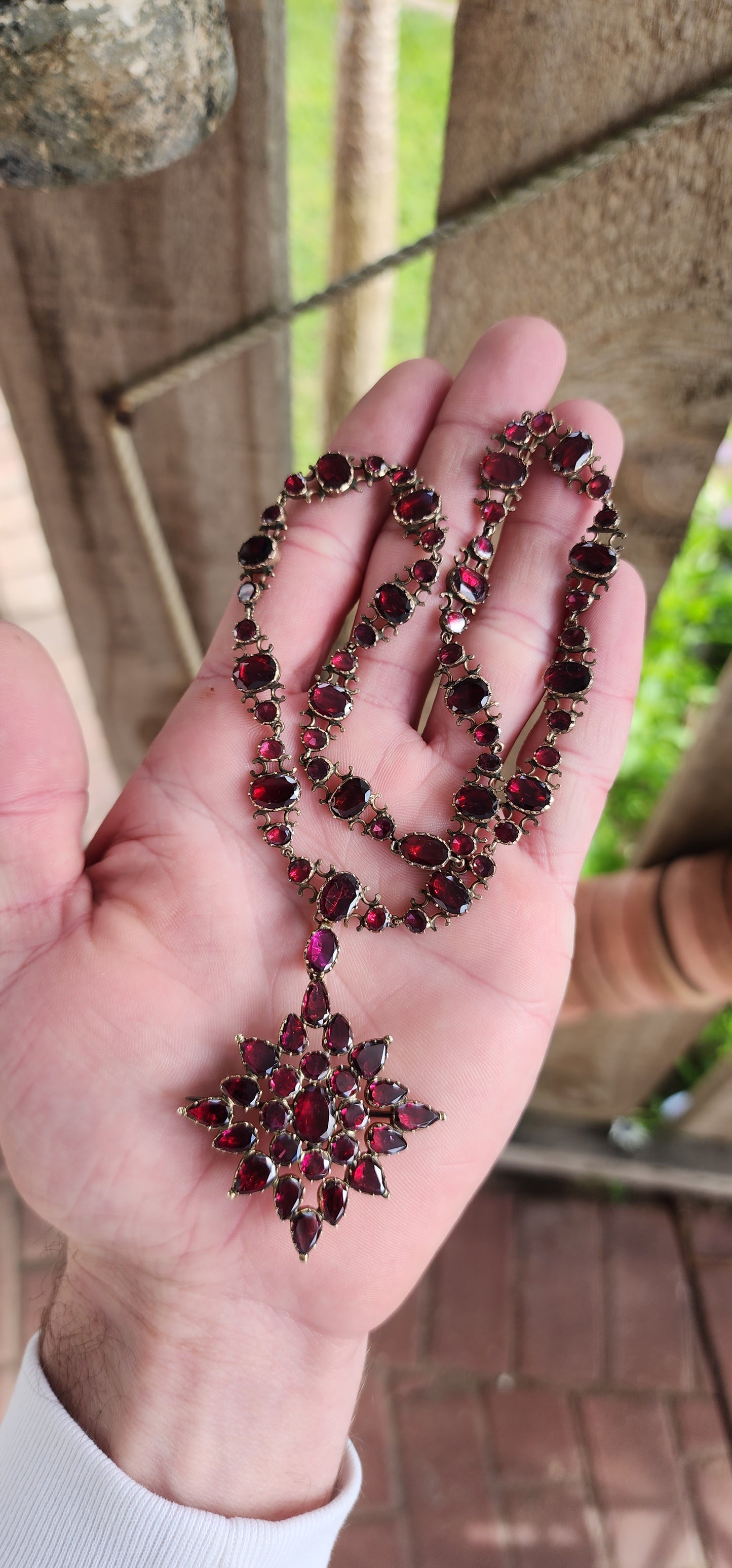 MOST incredible Antique Georgian era circa 1800 foiled back Almandine Garnet Riviere/Collar necklace with detachable pendant/brooch drop.Set in 10ct Yellow/Rosy Gold.