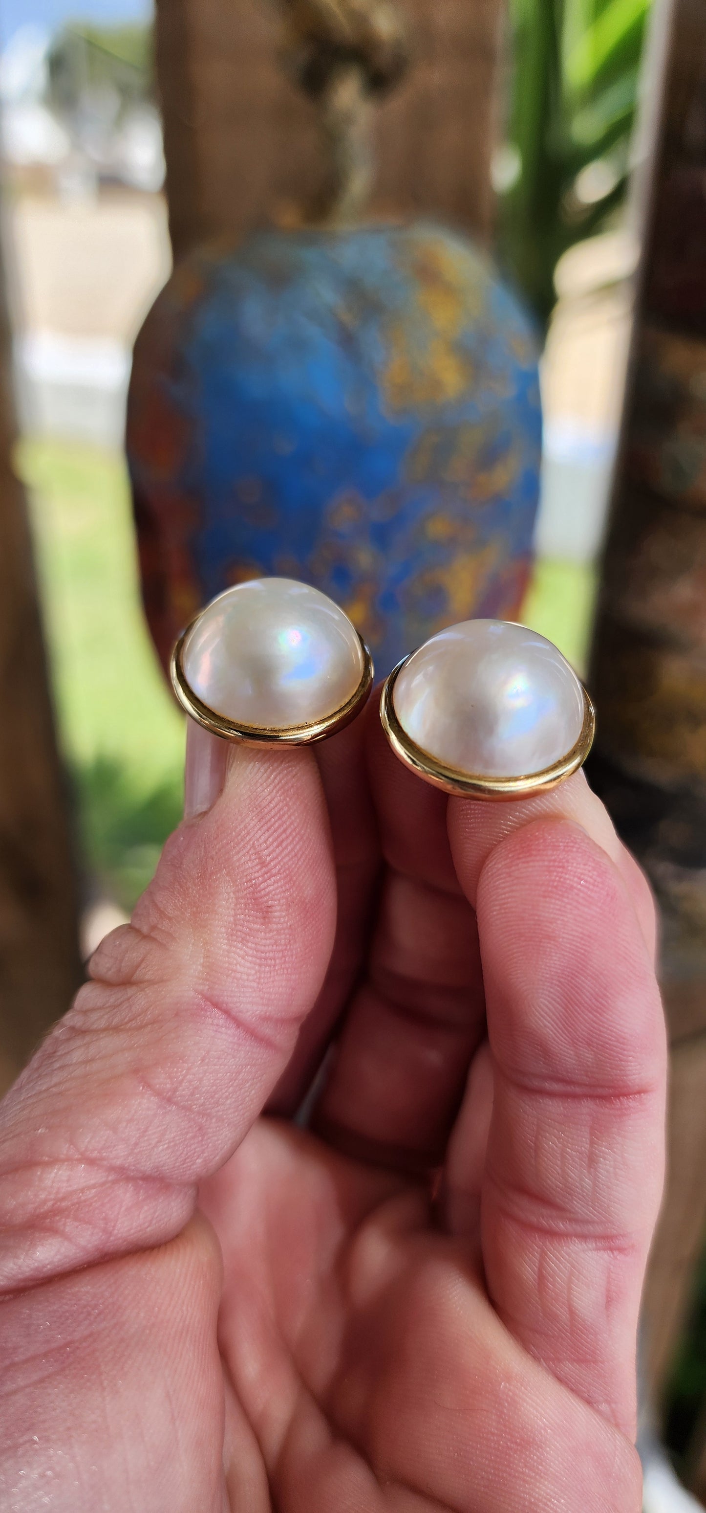 Beautiful pair of timeless Vintage Mabe Pearl push-in earrings.These stunning and generous in size Cream-White Mabe Pearl Cabochons have been delicately set in a 9ct Yellow Gold bezel/tube settings.