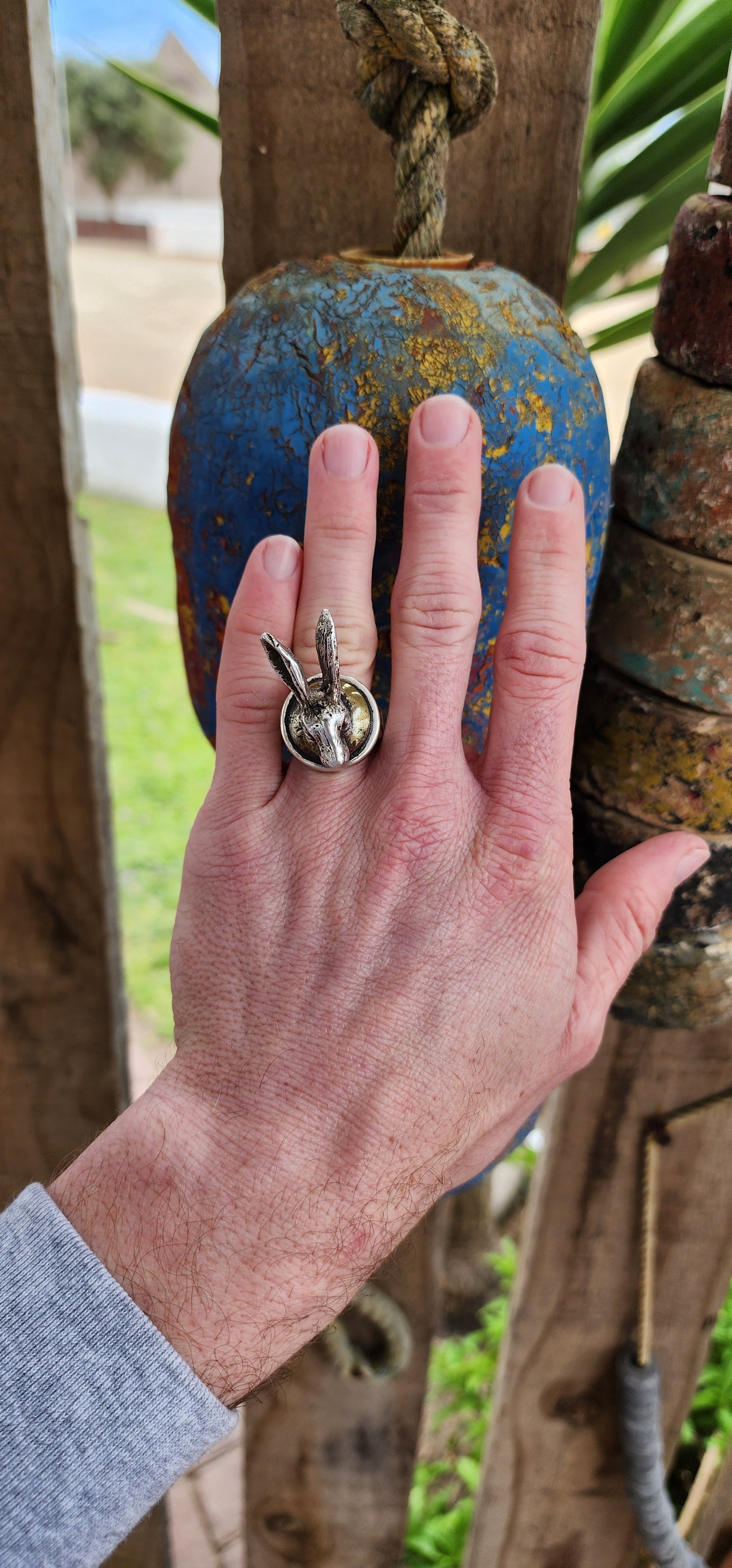 Impressive and chunky/weighty handmade Sterling Silver and Brass Hare/Rabbit Novelty ring.