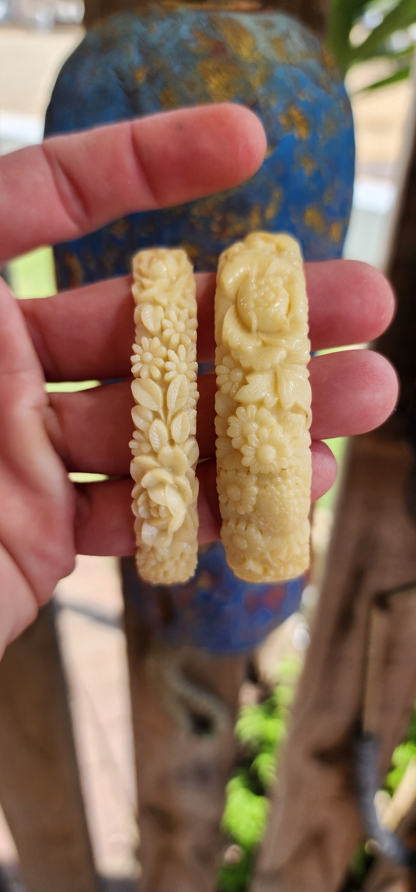 Gorgeous pair of two Vintage 1930/40's Cream deeply moulded Celluloid bangles with embossed florals.