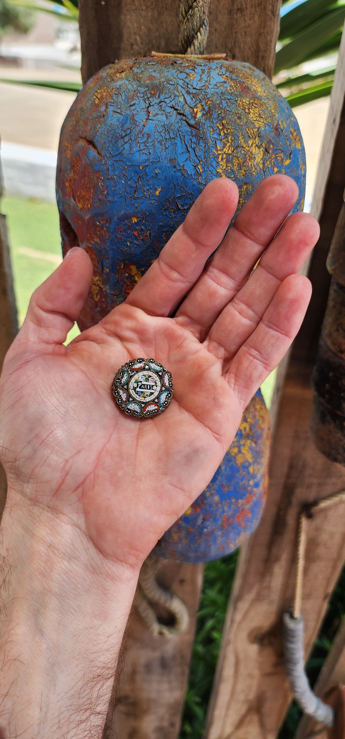 Beautiful Antique Victorian Round shaped Micromosaic Floral/Millefiori "Paris" brooch.