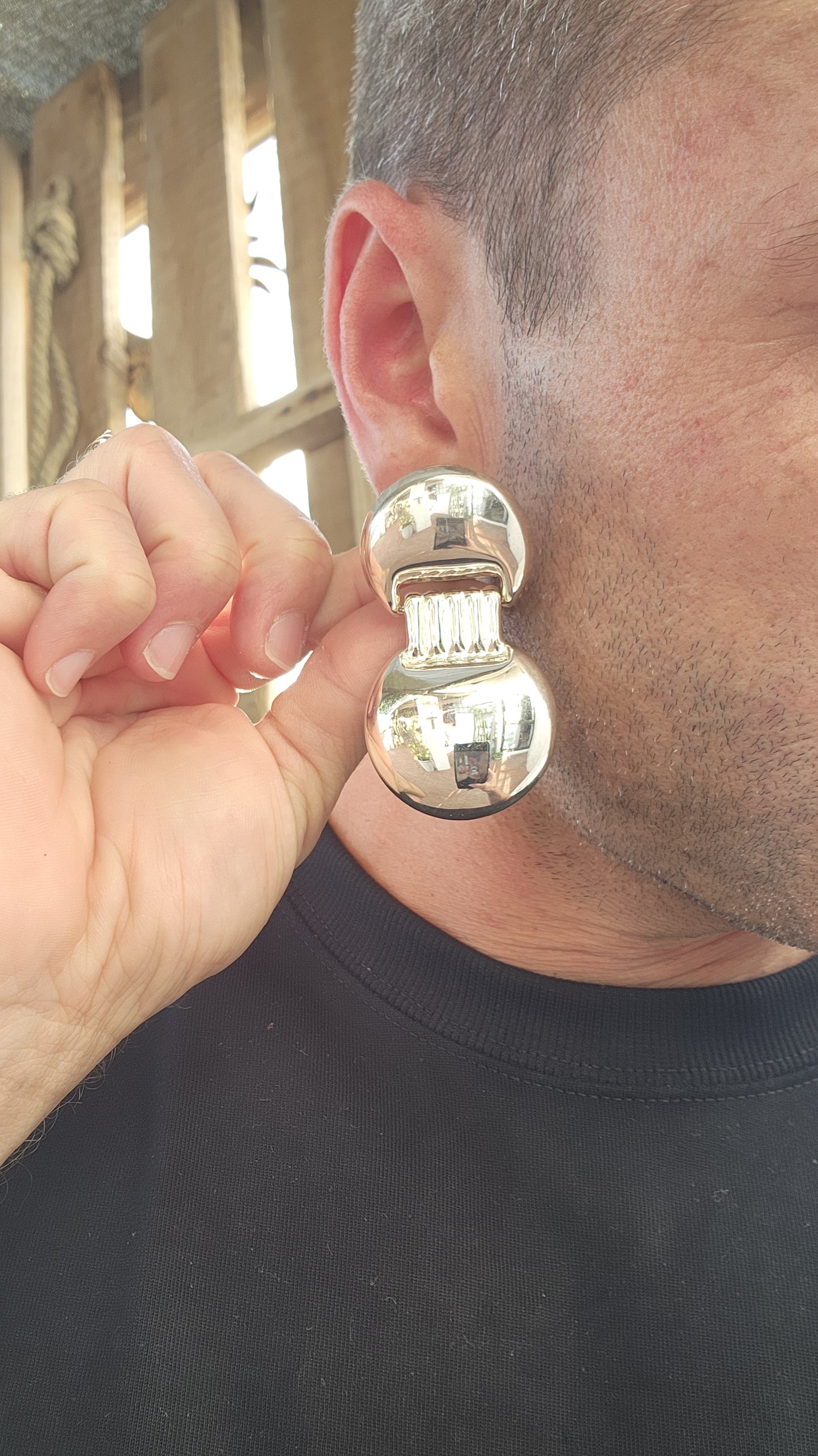 Architectural Chic from the Space Age!
Bold, sculptural, and irresistibly retro — this striking pair of vintage 1980s silver-plated costume clip-on earrings is like wearing a piece of modernist art straight from a design museum.