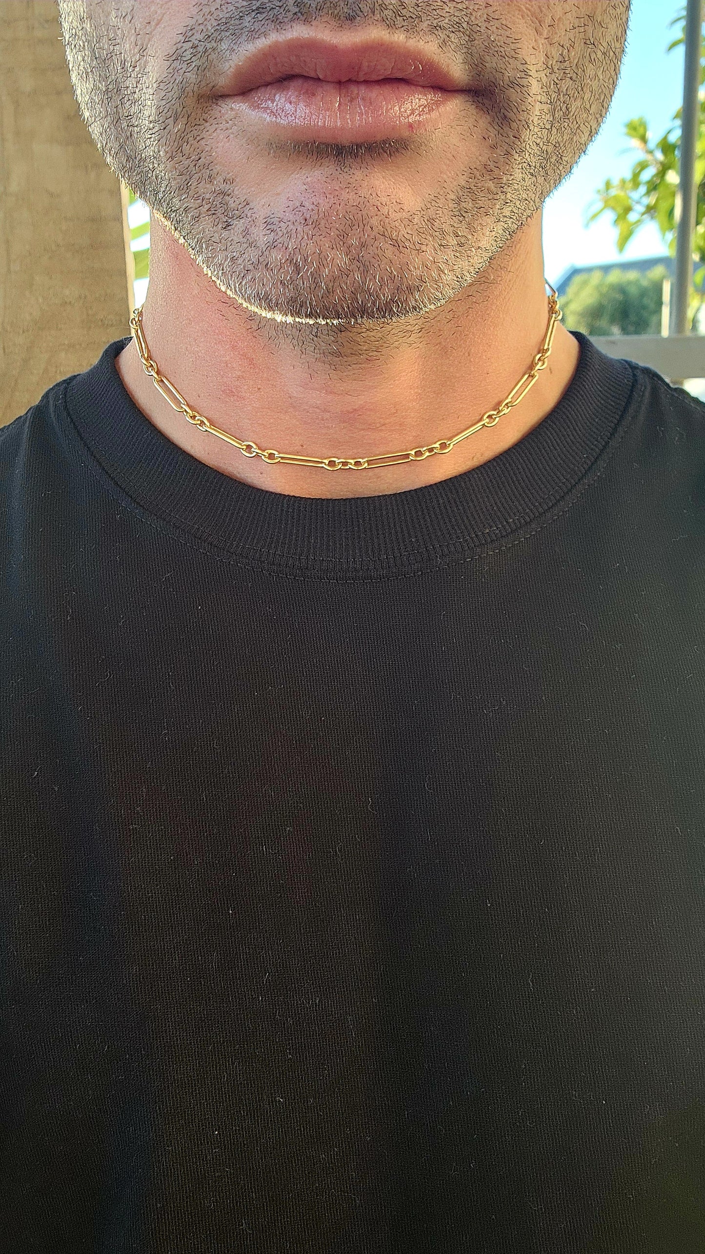 Say hello to a slice of wearable history — a fabulous antique fob chain that marries timeless sophistication with unmistakable golden swagger.This striking beauty is composed entirely of solid 18ct buttery yellow gold.